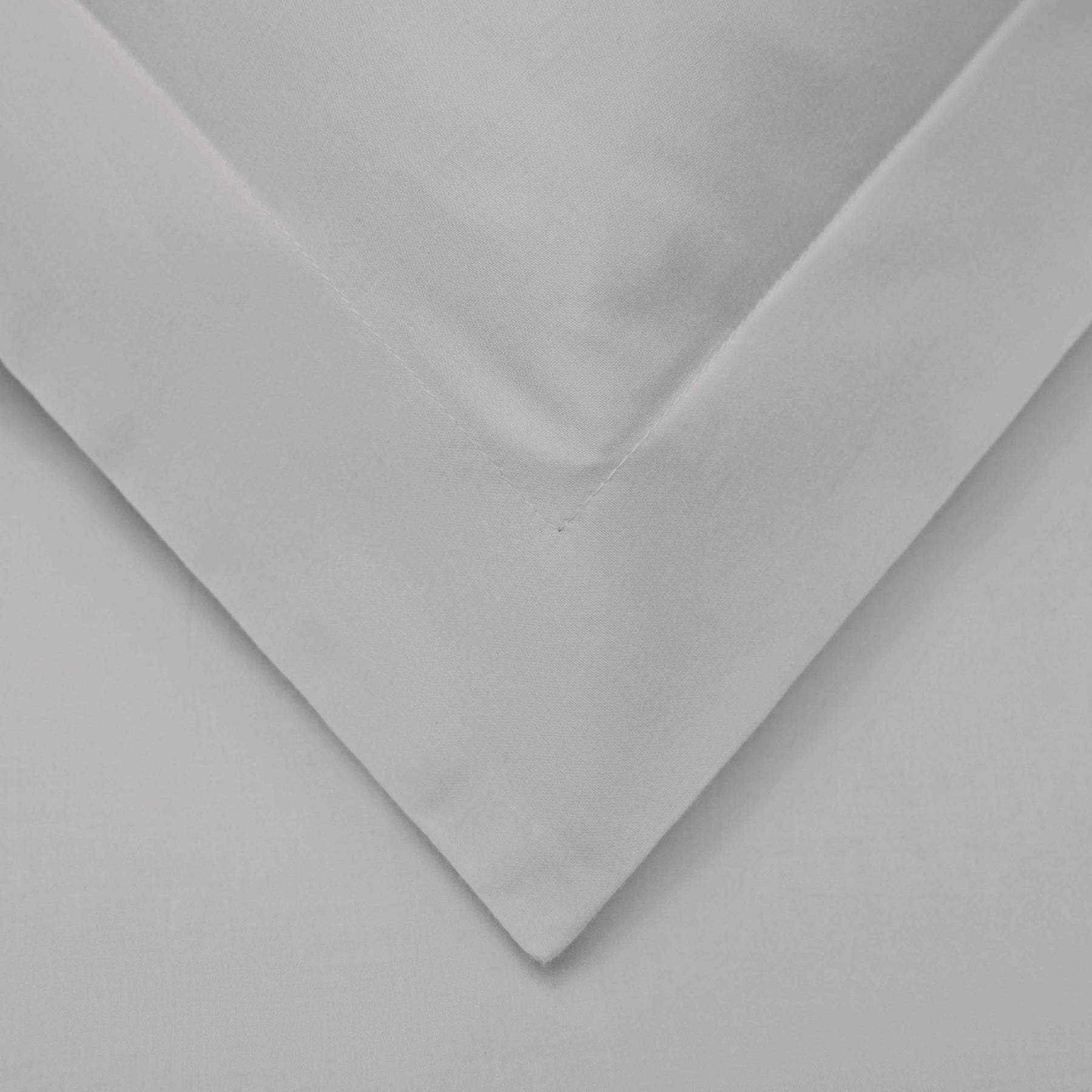 1000 Thread Count Cotton Blend Solid 3 Piece Duvet Cover Set