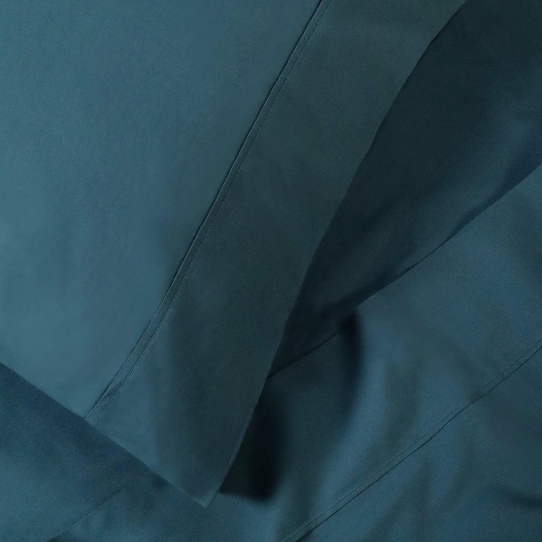 100% Cotton Percale 300 Thread Count Solid Deep Pocket Sheet Set
