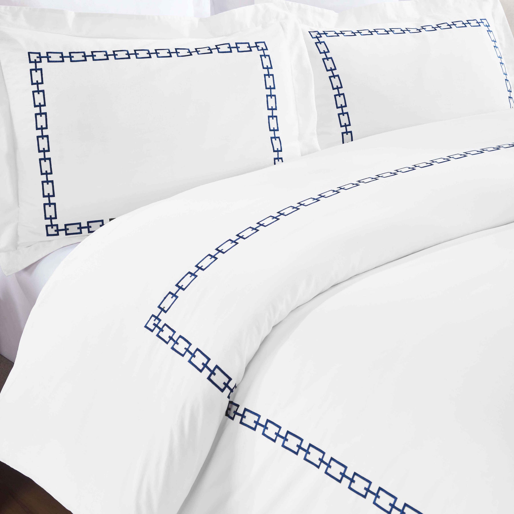 Chain Links Cotton Embroidered 3 Piece Duvet Cover Set