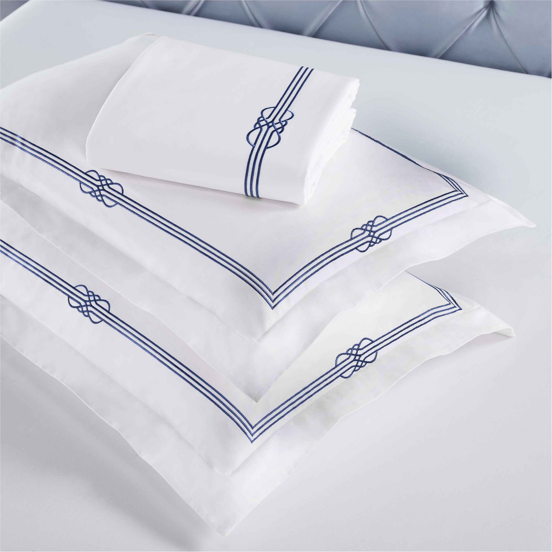 Moonlawn Cotton Gold Embroidered 3 Piece Duvet Cover Set