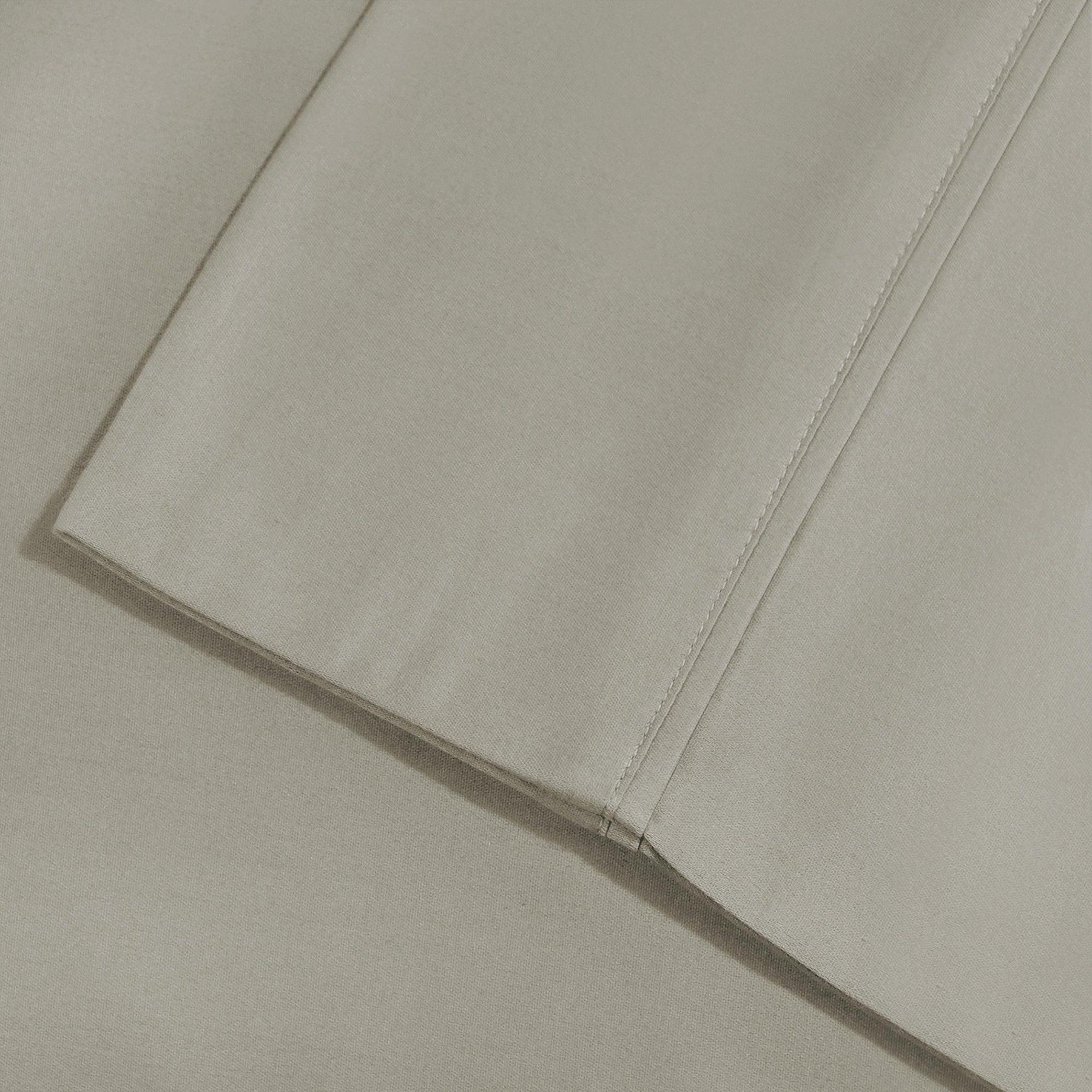 600 Thread Count Cotton Blend Solid Deep Pocket Bed Sheet Set