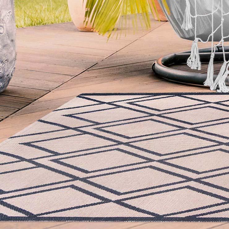 Modern Diamond Lattice Indoor/ Outdoor Area Rug