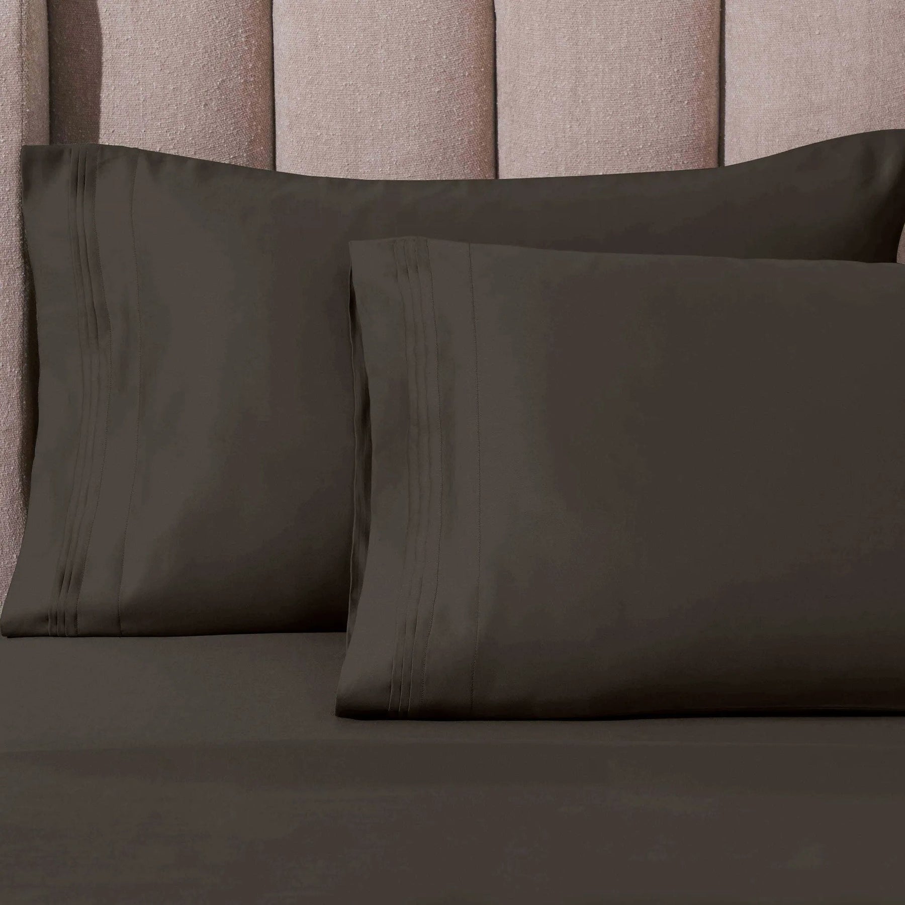 1000 Thread Count Egyptian Cotton Solid Pillowcase Set