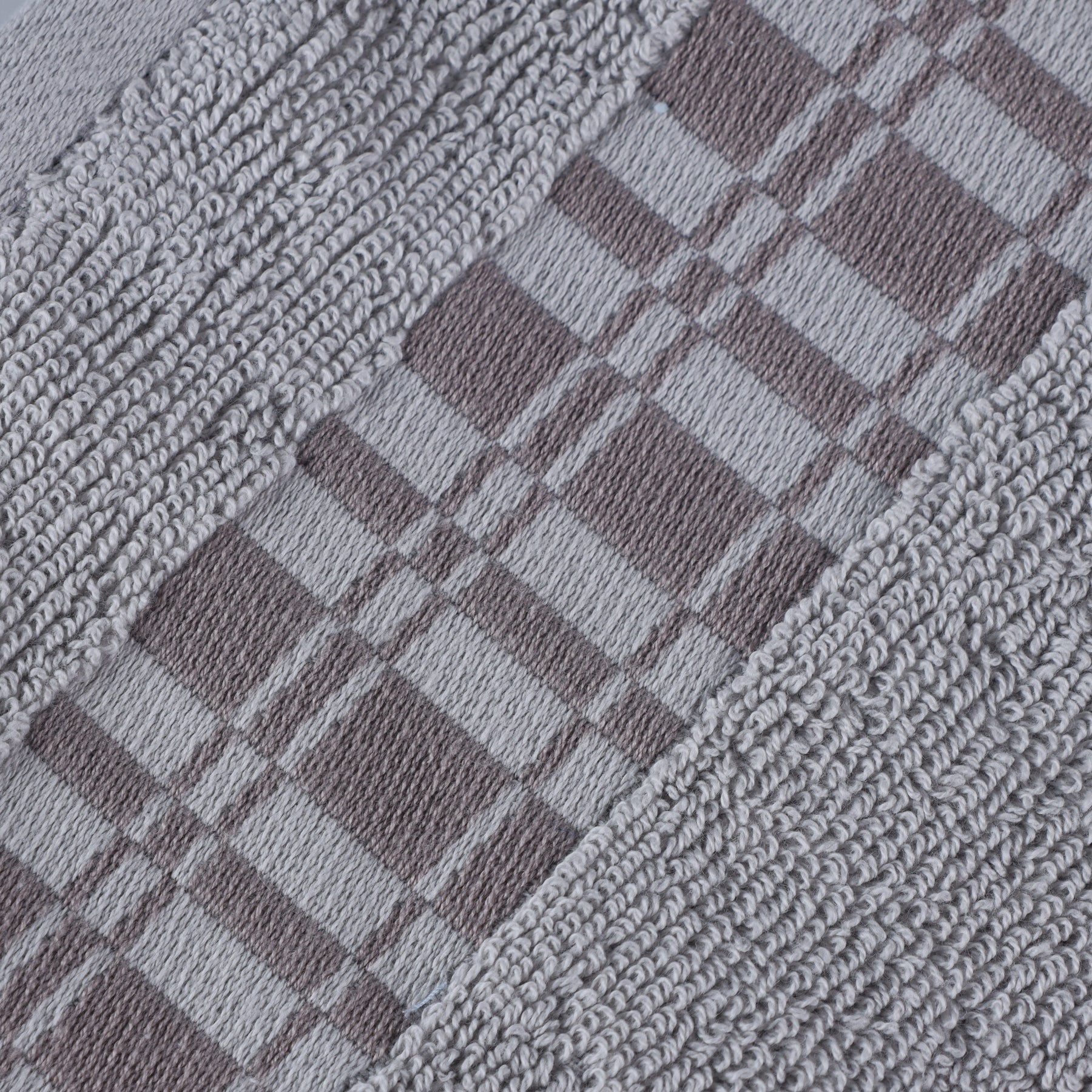 Larissa Cotton Geometric Border Bath Towel Set of 4