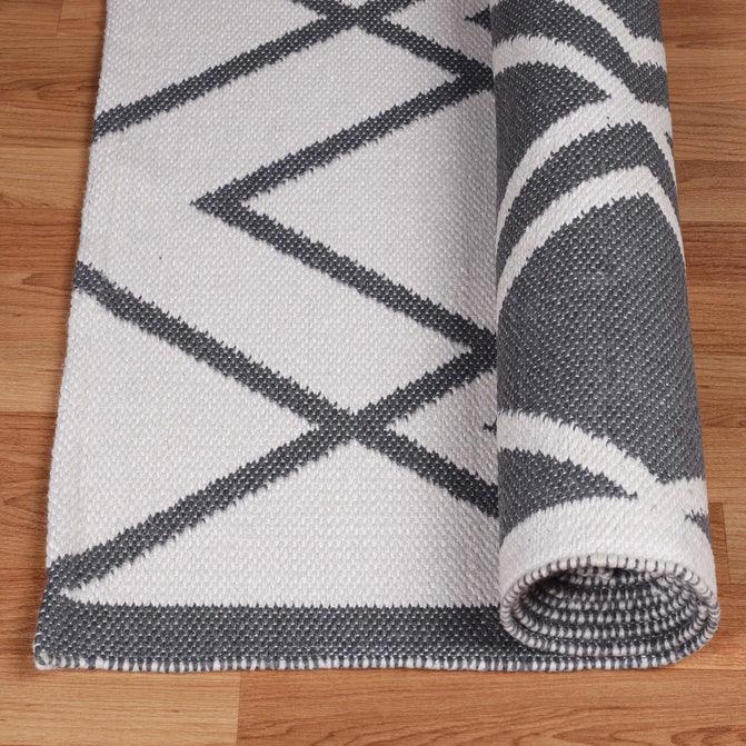 Modern Diamond Lattice Indoor/ Outdoor Area Rug