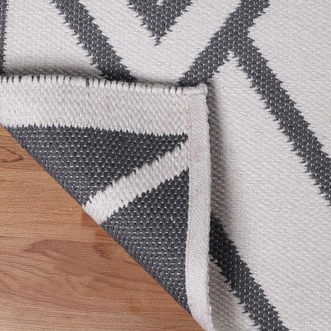 Modern Diamond Lattice Indoor/ Outdoor Area Rug
