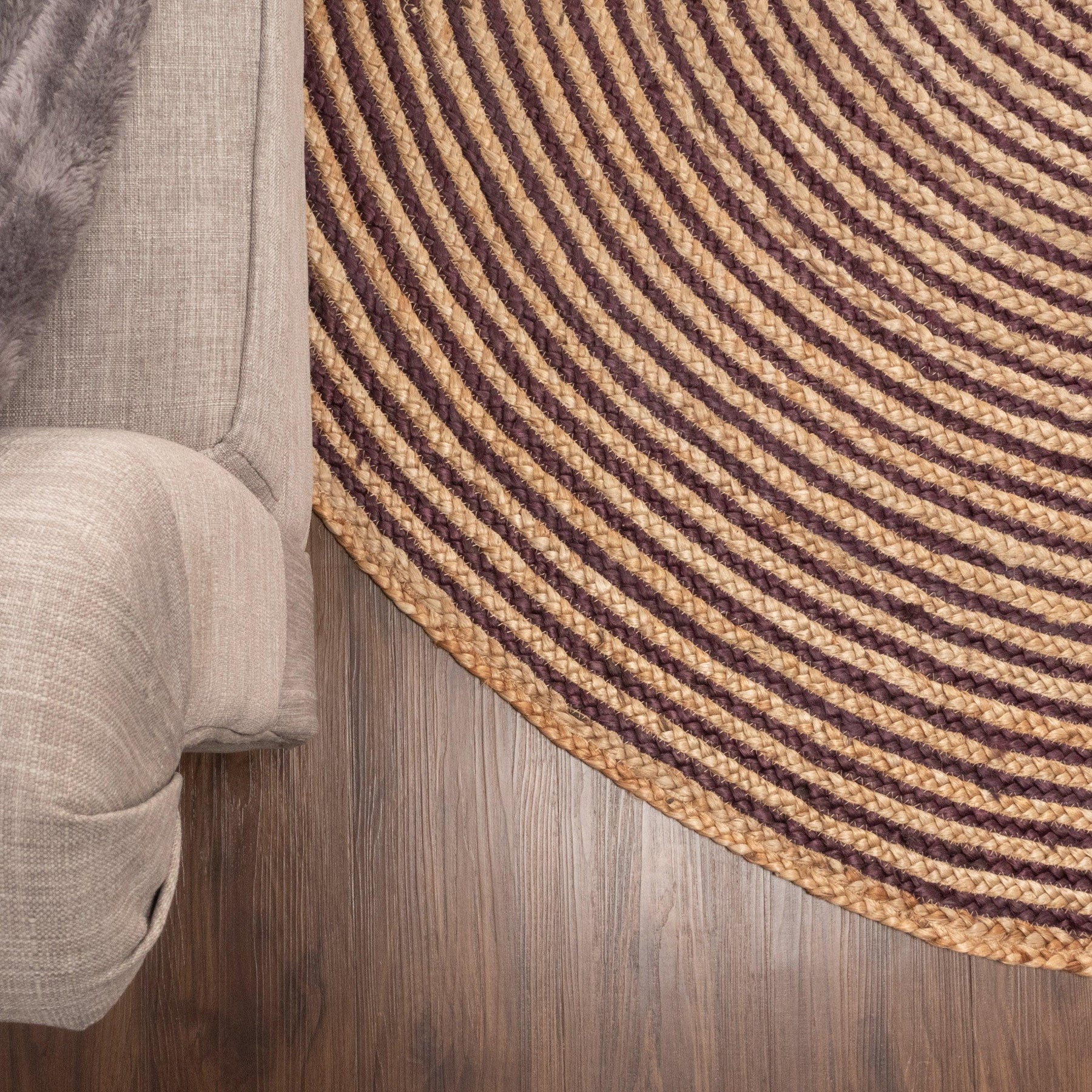 Braided Jute Reversible Round Indoor Outdoor Area Rug