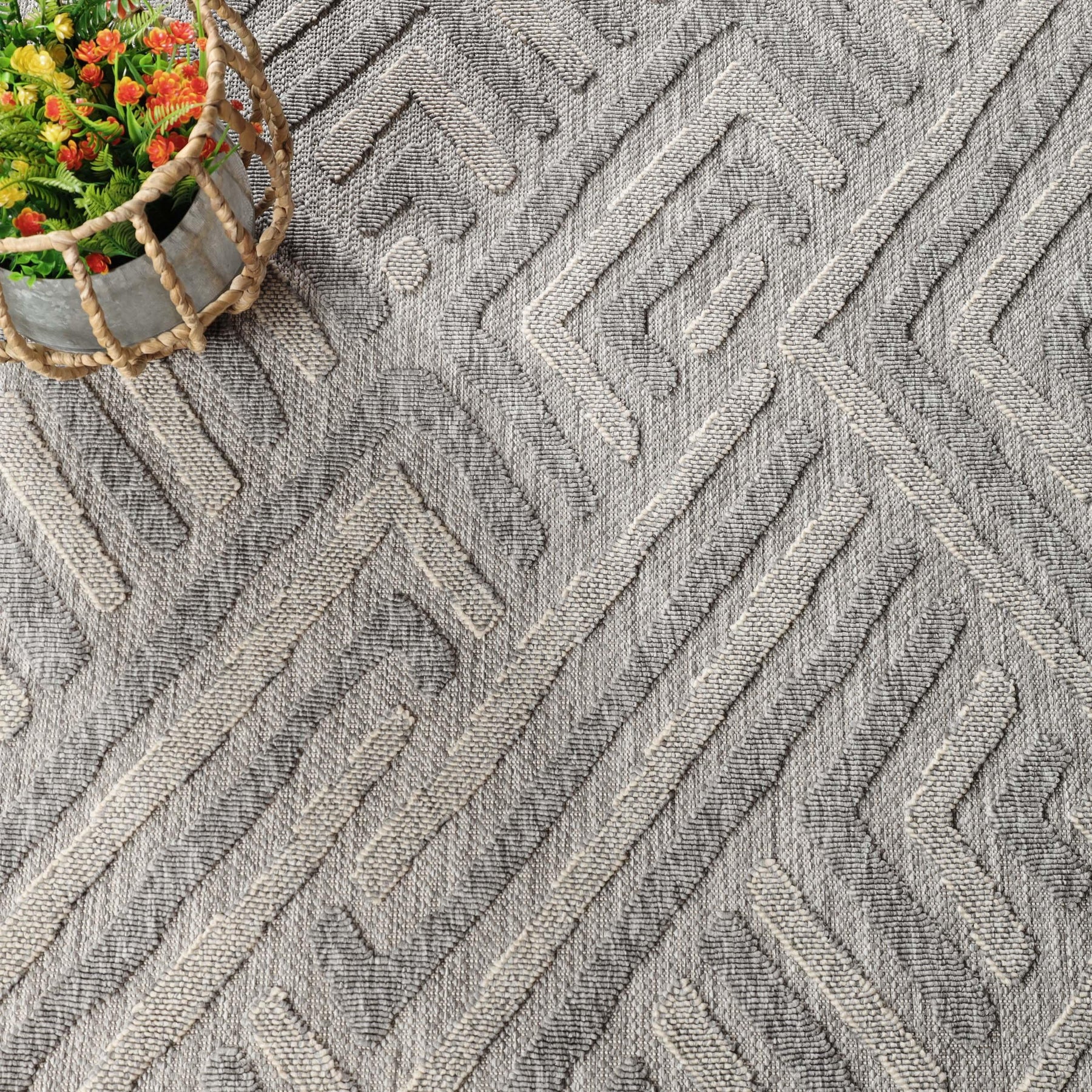Wynn Modern Geometric Abstract Area Rug Indoor Outdoor Rugs