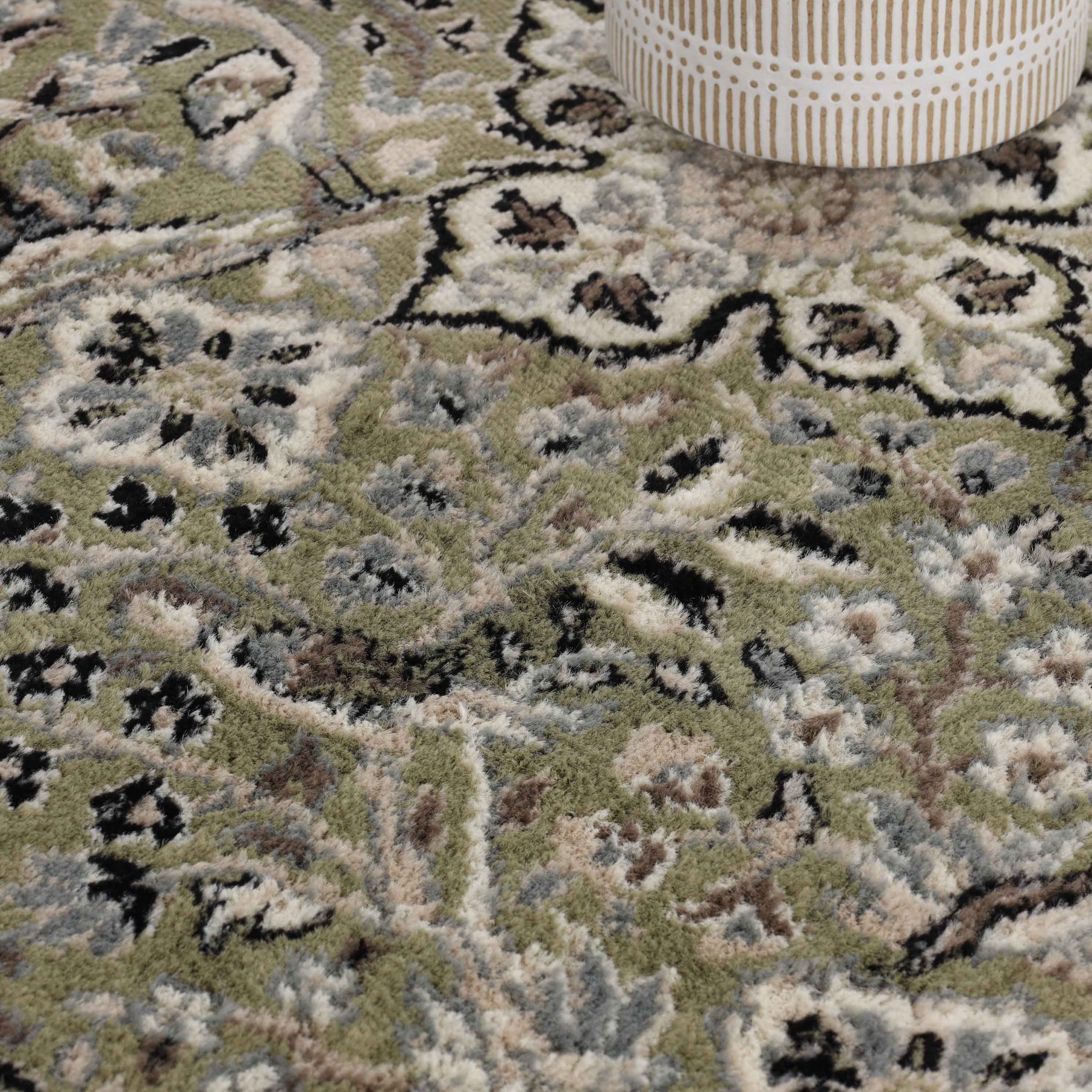 Radcliffe Traditional Floral Medallion Indoor Area Rugs or Runner Rug