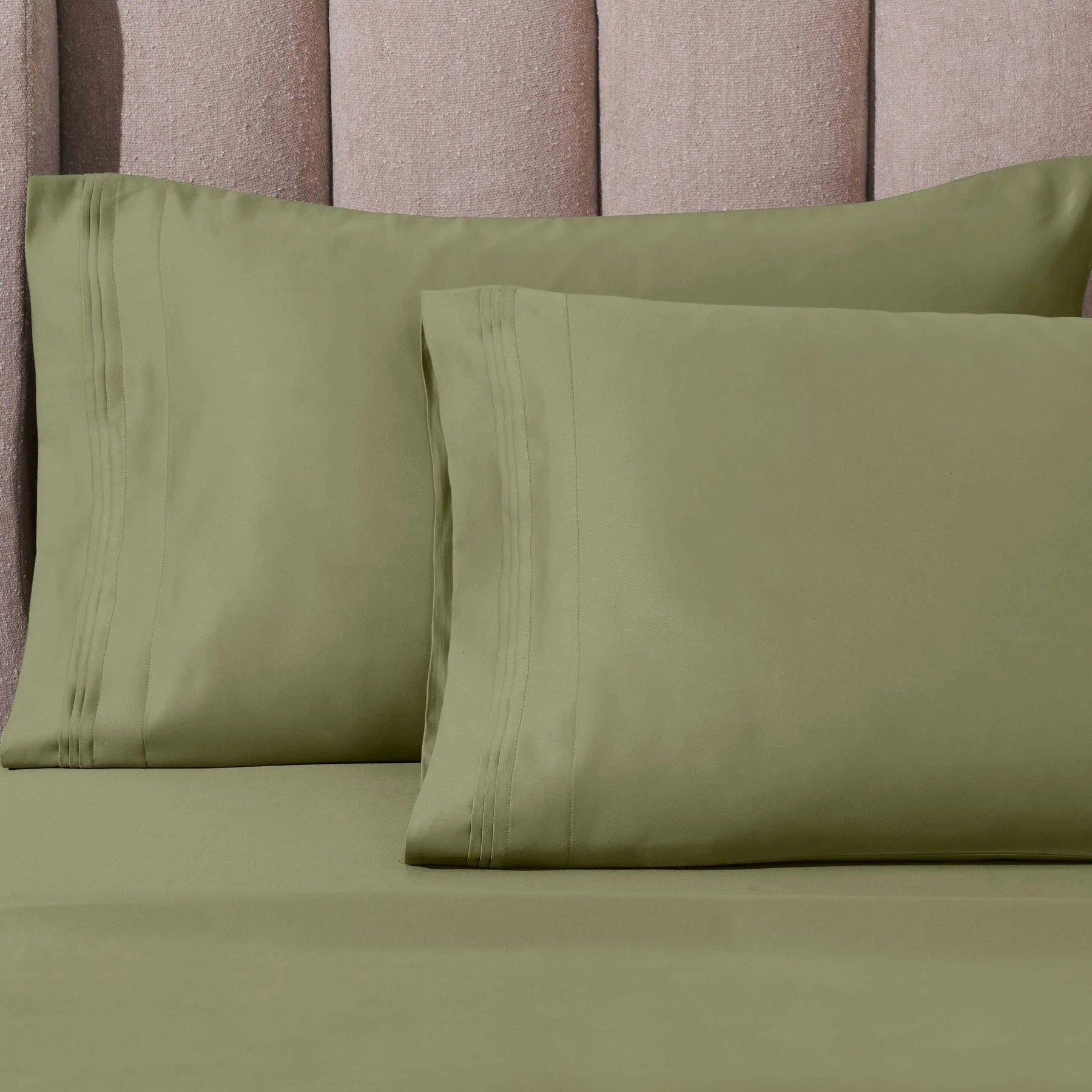 1000 Thread Count Egyptian Cotton Solid Pillowcase Set