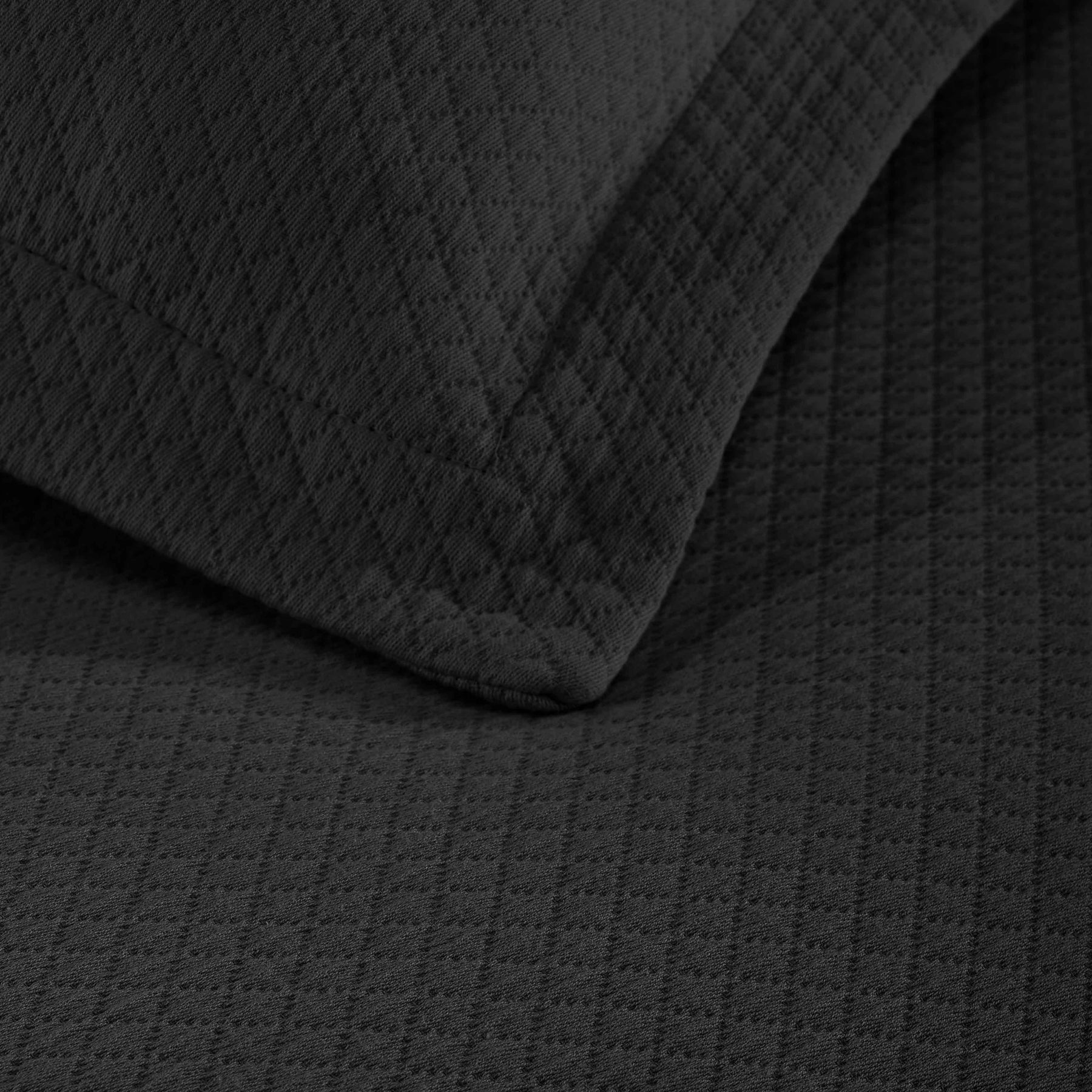 Solitaire Jacquard Matelassé Cotton Diamond Solitaire Bedspread Set