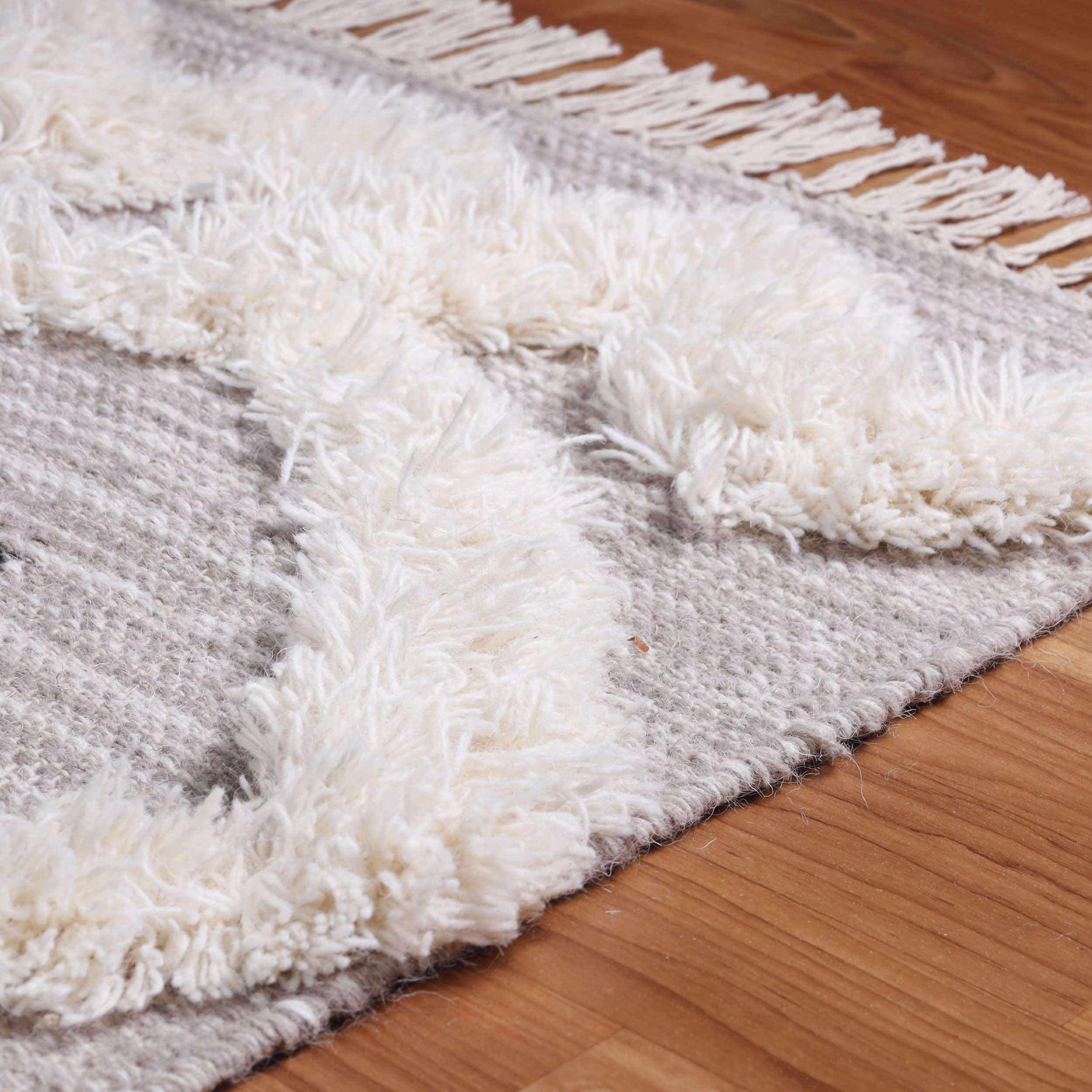 Southwestern Wool Lattice Pattern Fringe Indoor Area or Runner Rug