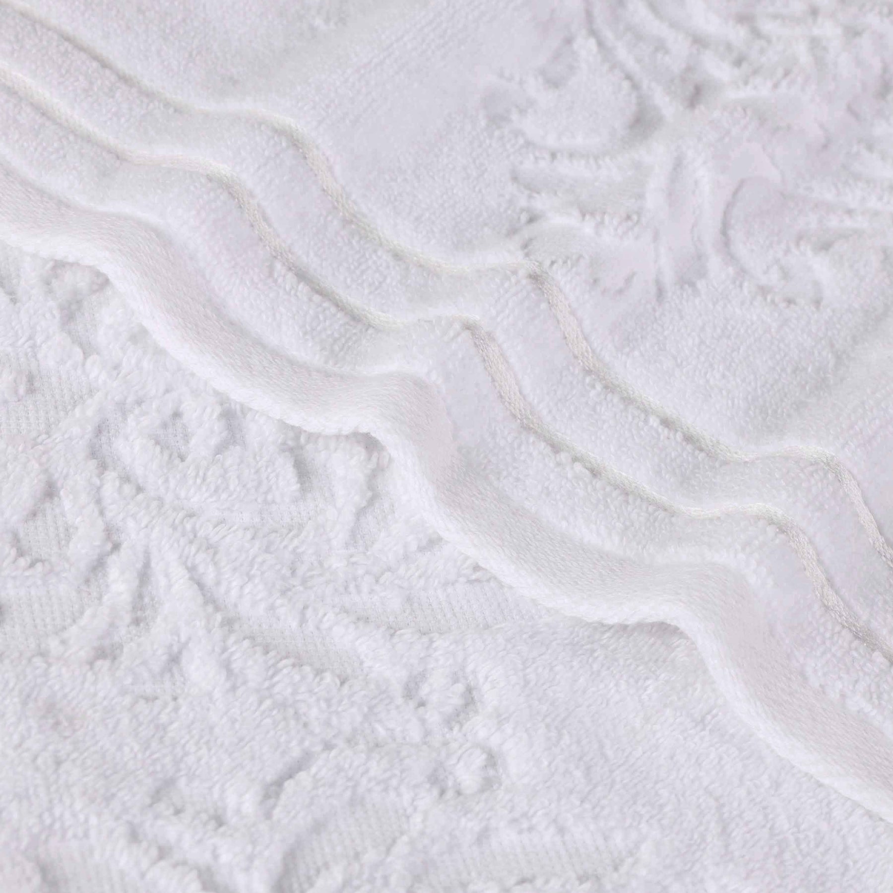 Sadie Zero Twist Cotton Solid and Jacquard Floral Bath Towel Set of 4