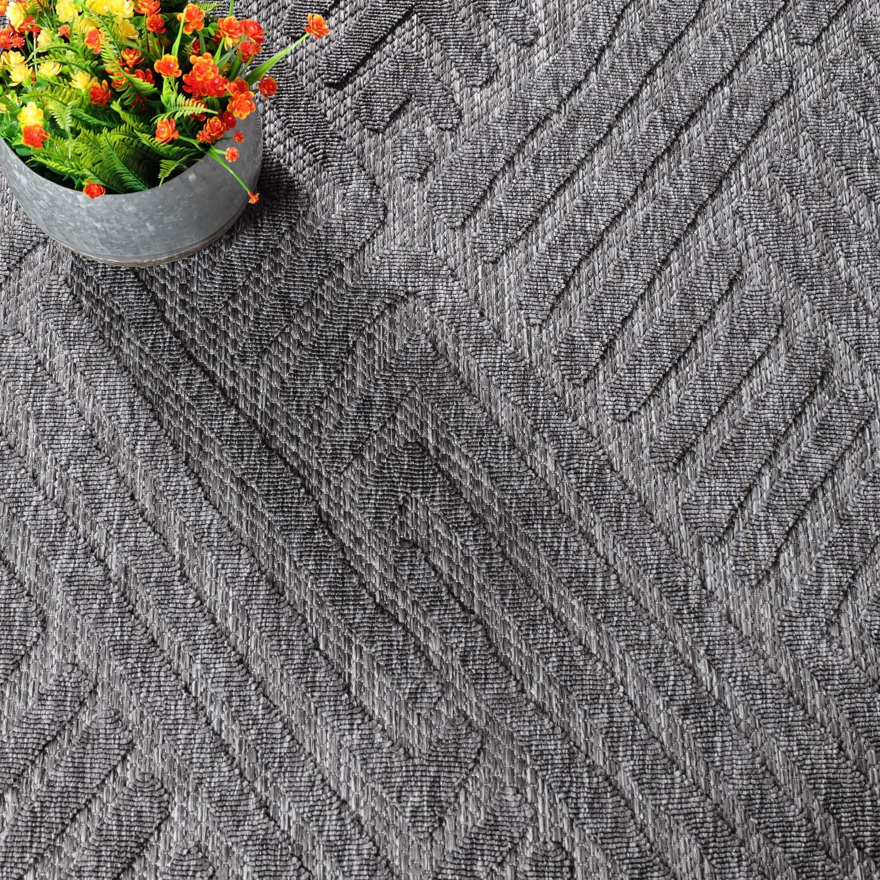 Wynn Modern Geometric Abstract Area Rug Indoor Outdoor Rugs