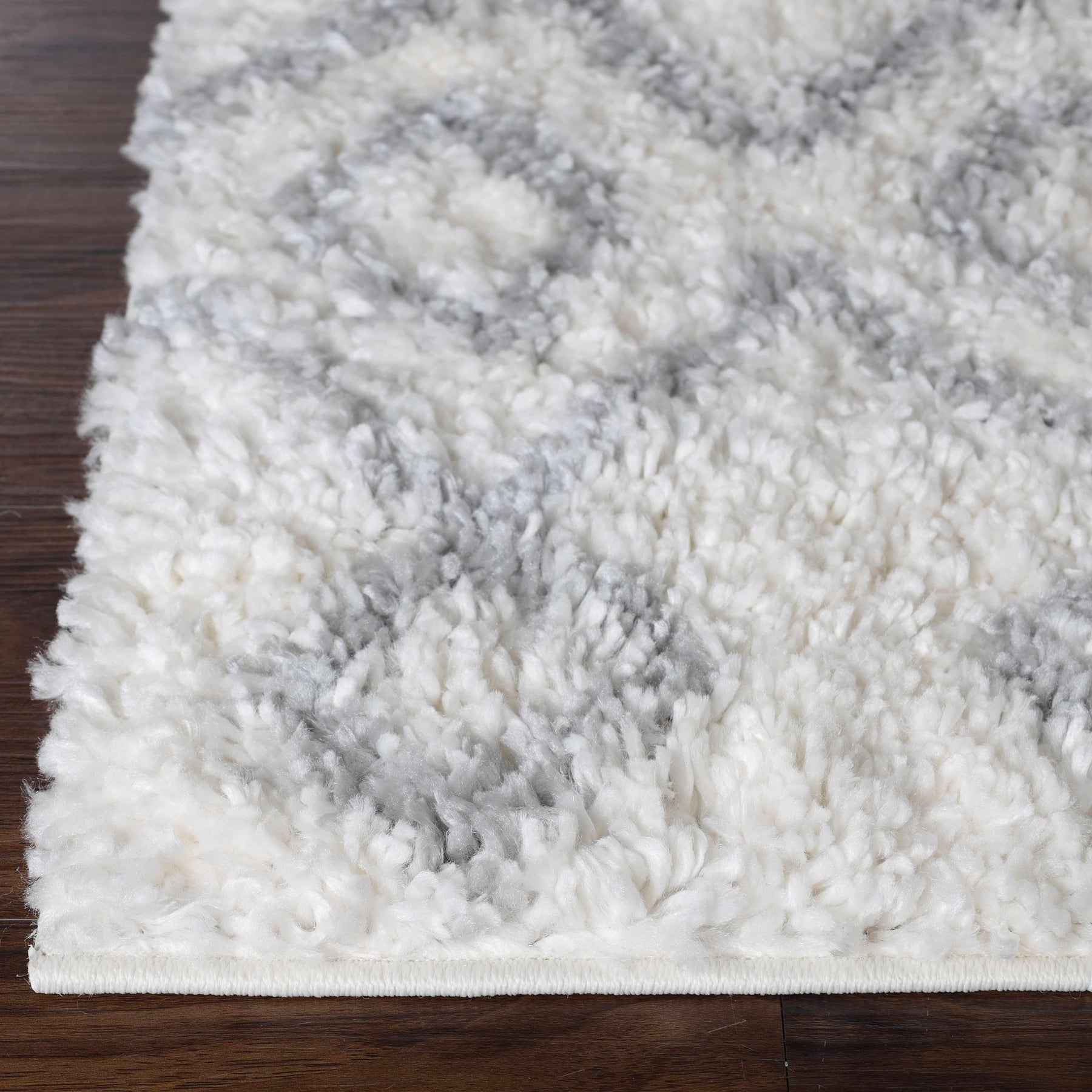 Alia Boho Geometric Diamonds Indoor Plush Shag Area Rug Or Runner Rug