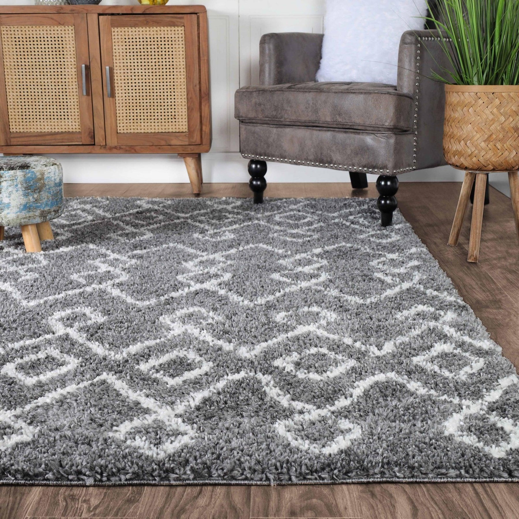 Alia Boho Geometric Diamonds Indoor Plush Shag Area Rug Or Runner Rug