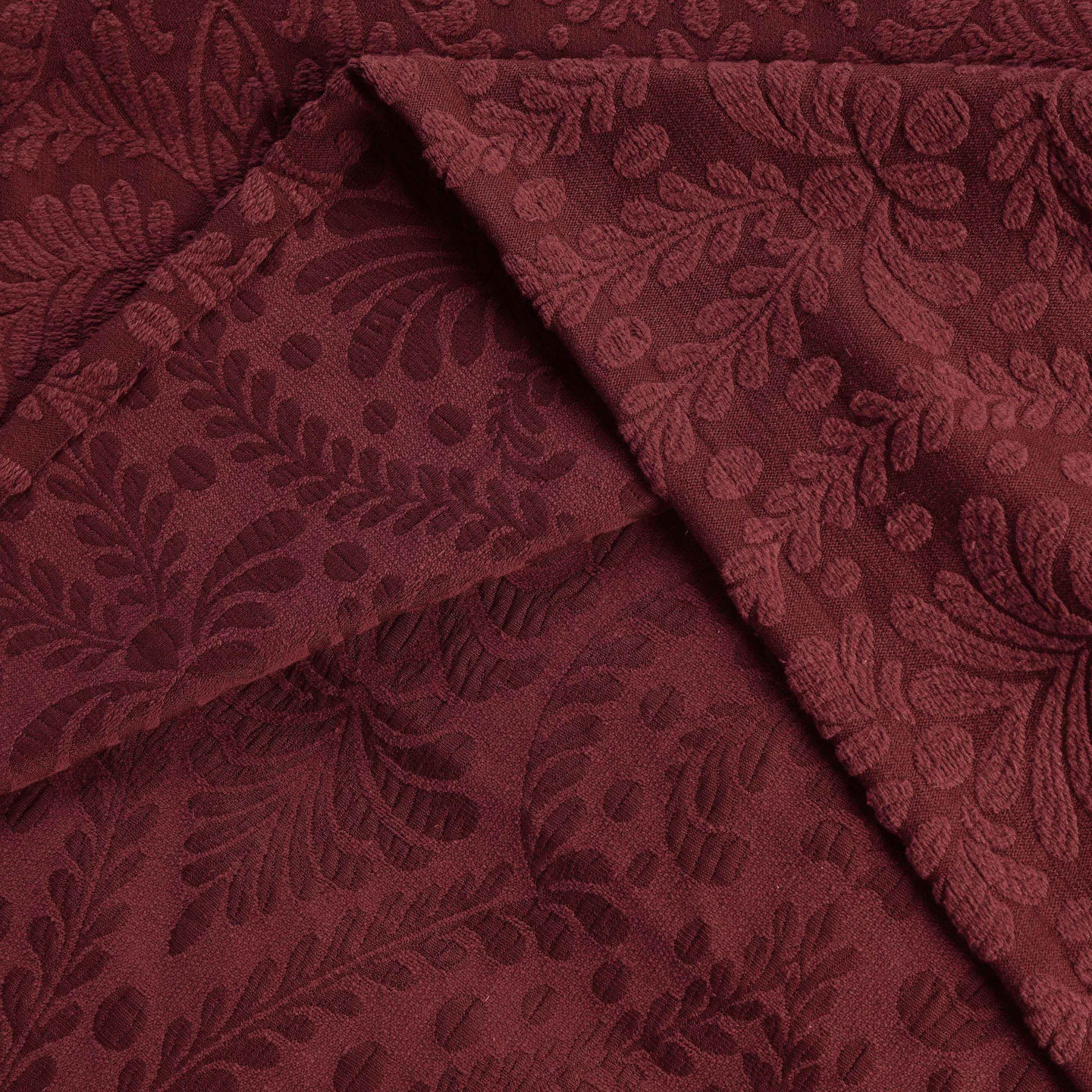 Aspen Cotton Blend Jacquard Floral Scalloped Edge Bedspread Set