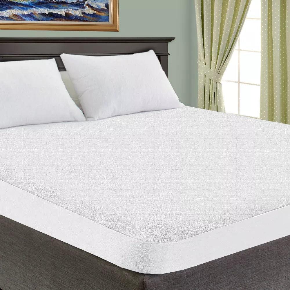 Basics Bedding Comforter Mattress Pillows Bedroom Set, King, White