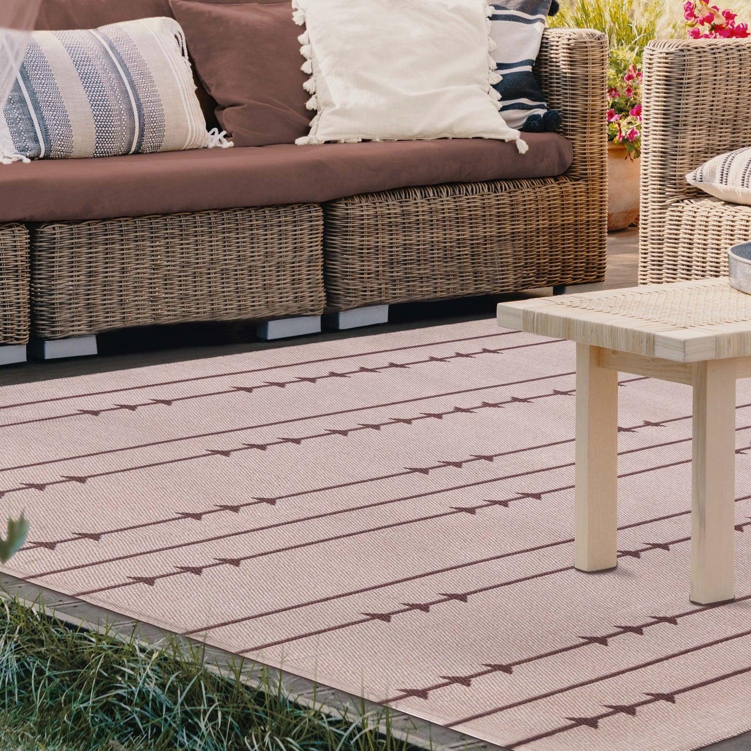 Bohemian Arrow Line Pattern Indoor Outdoor Area Rug