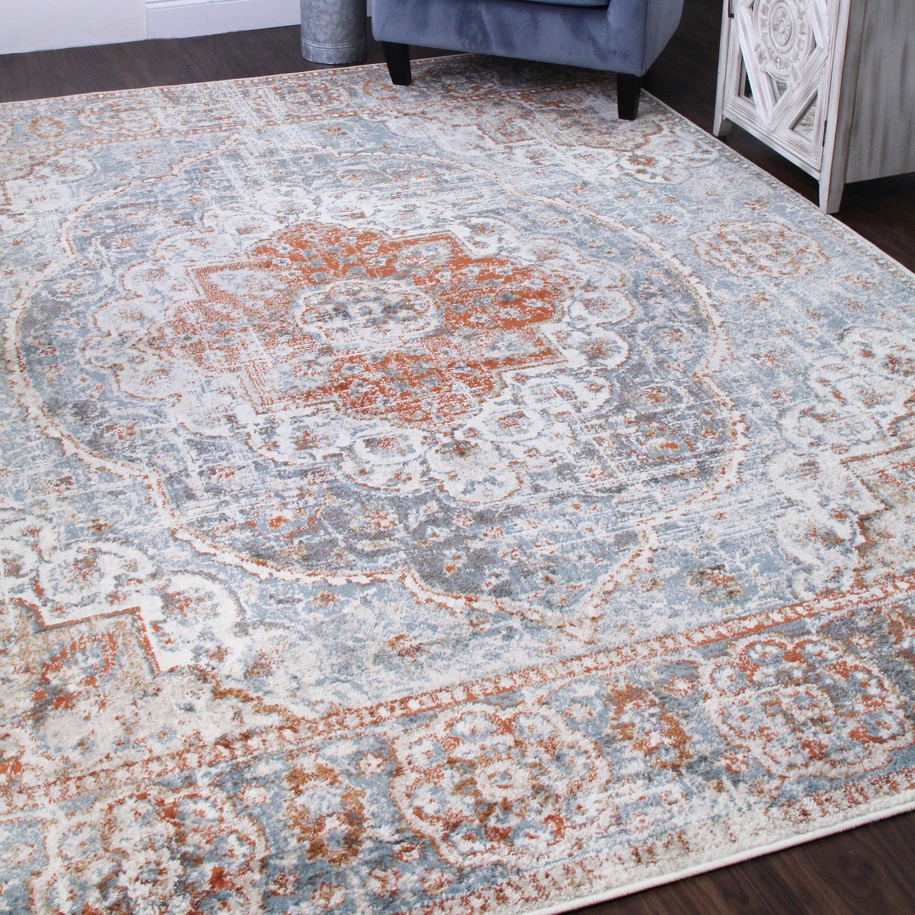 Bodhi Vintage Floral Medallion Indoor Area Rugs or Runner Rug