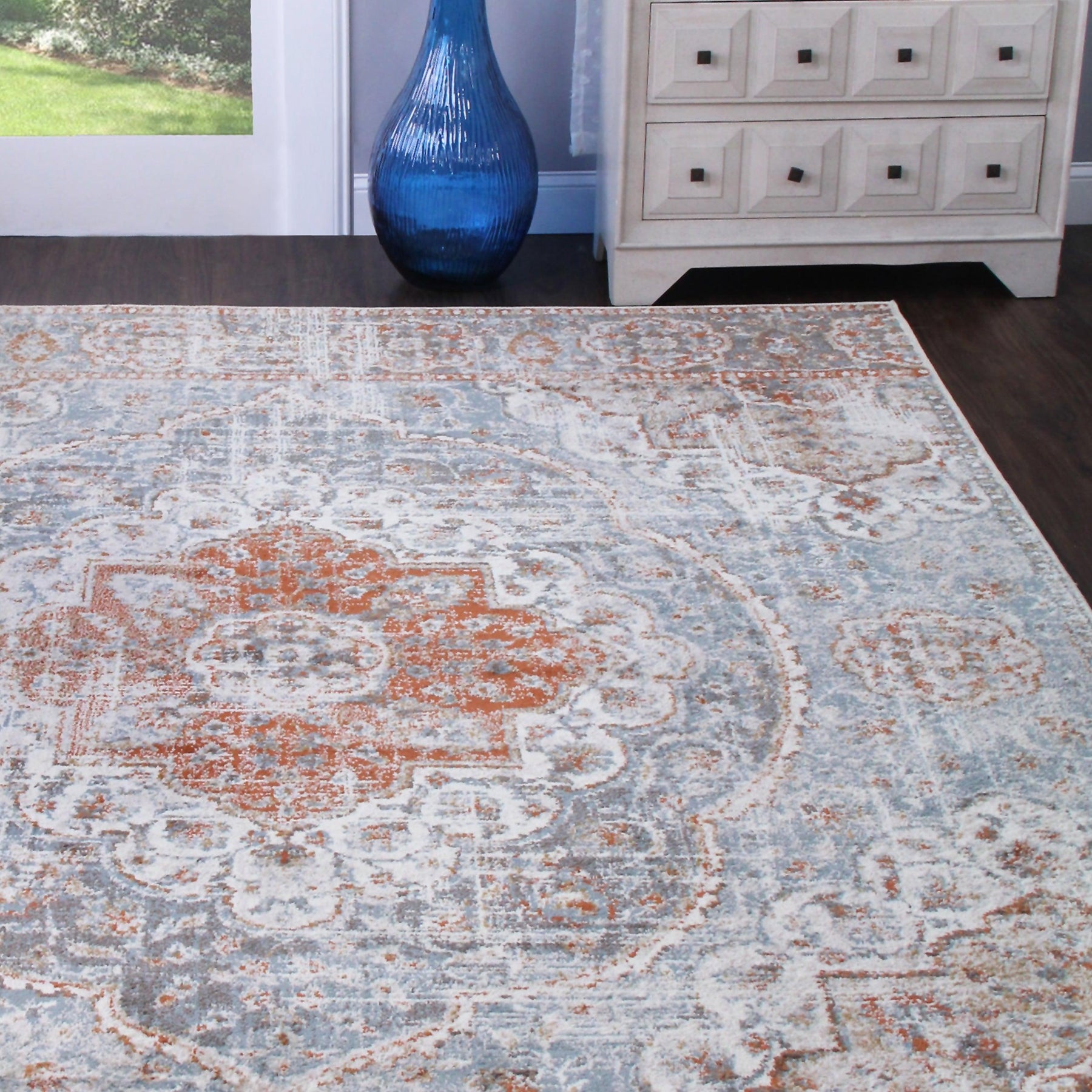 Bodhi Vintage Floral Medallion Indoor Area Rugs or Runner Rug