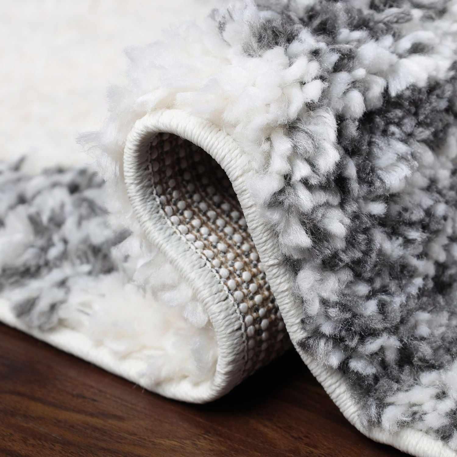 Bohemian Geometric Indoor Plush Shag Area Rug with Tassels