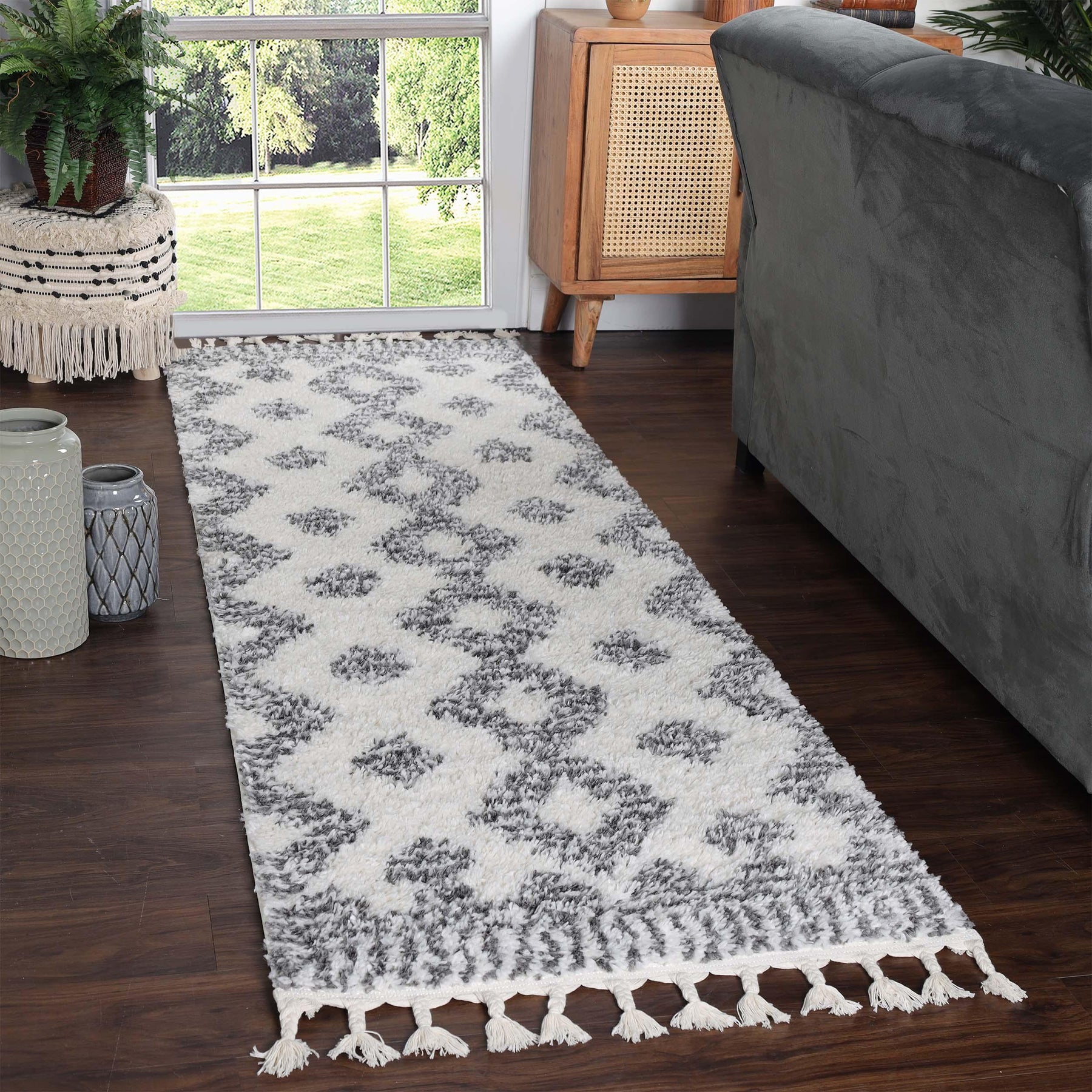 Bohemian Geometric Indoor Plush Shag Area Rug with Tassels