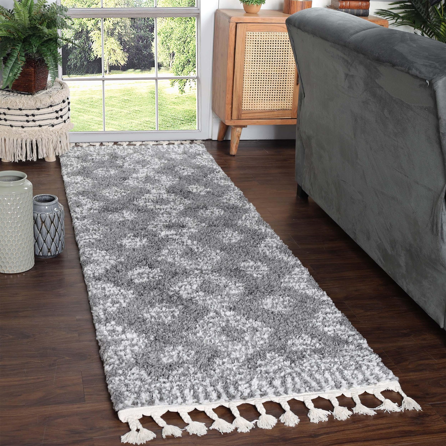 Bohemian Geometric Indoor Plush Shag Area Rug with Tassels
