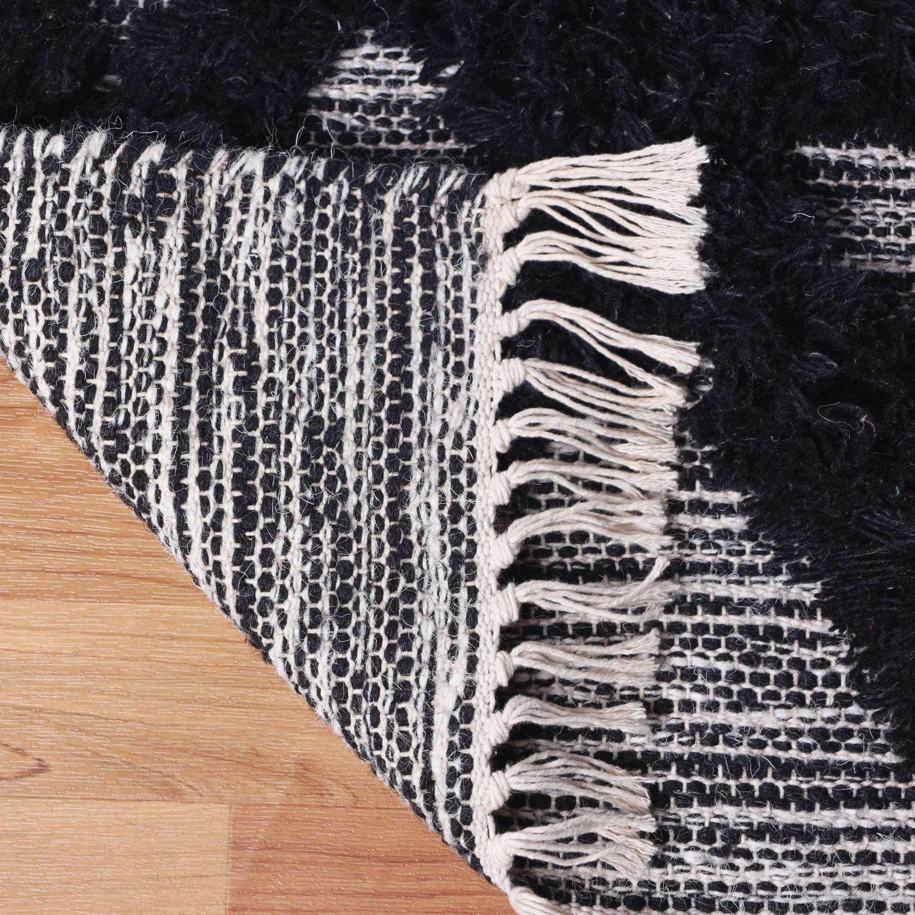 Bohemian Wool Geometric Medallion Fringe Indoor Area or Runner Rug