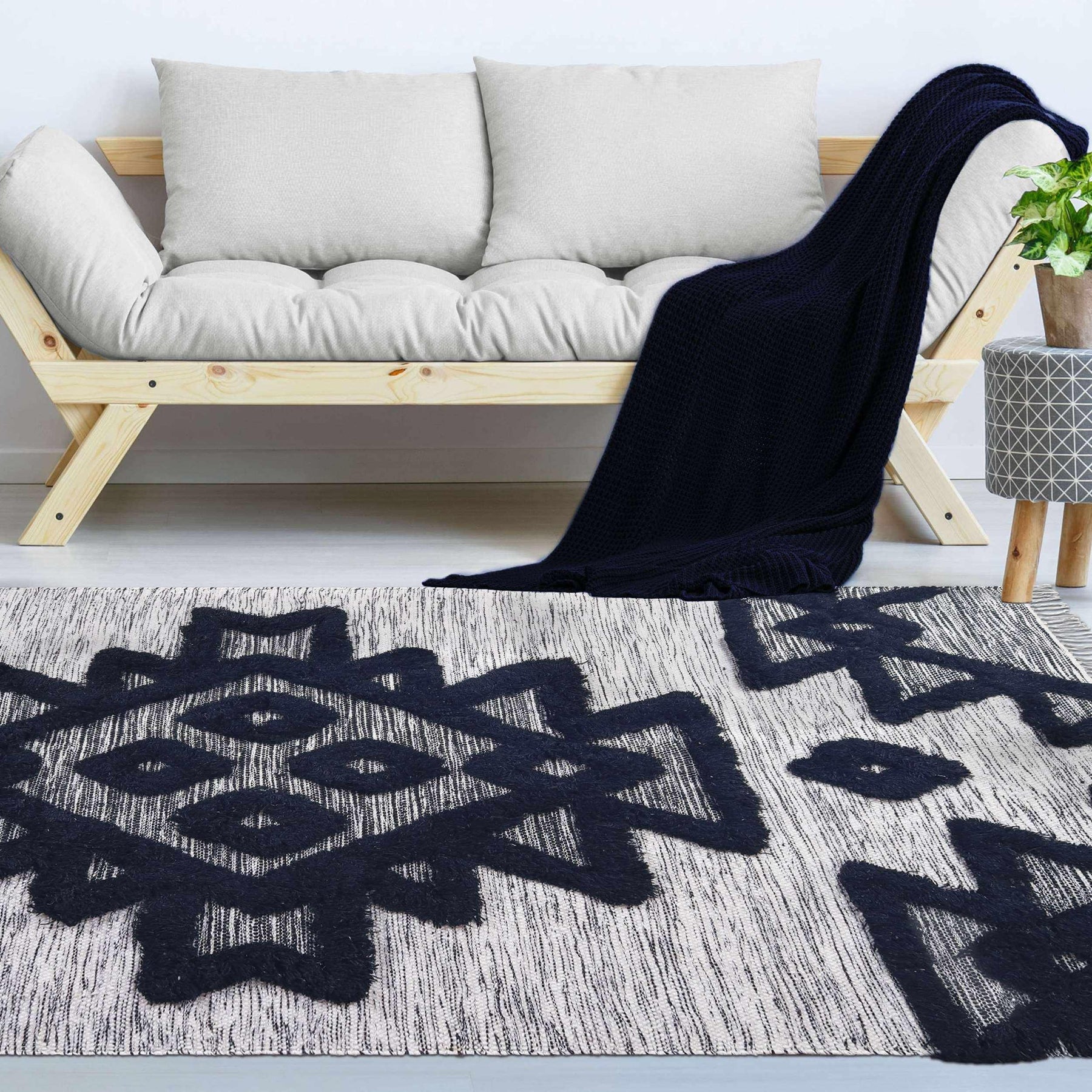 Bohemian Wool Geometric Medallion Fringe Indoor Area or Runner Rug