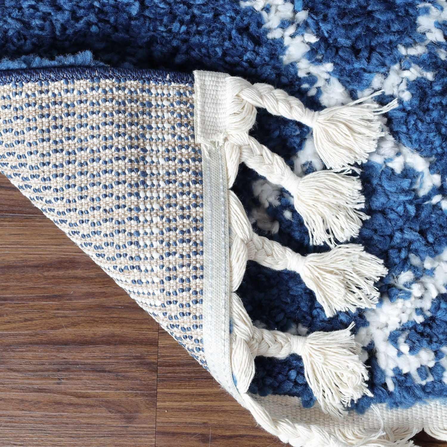 Boho Geometric Diamonds Indoor Plush Shag Area Rug with Tassels