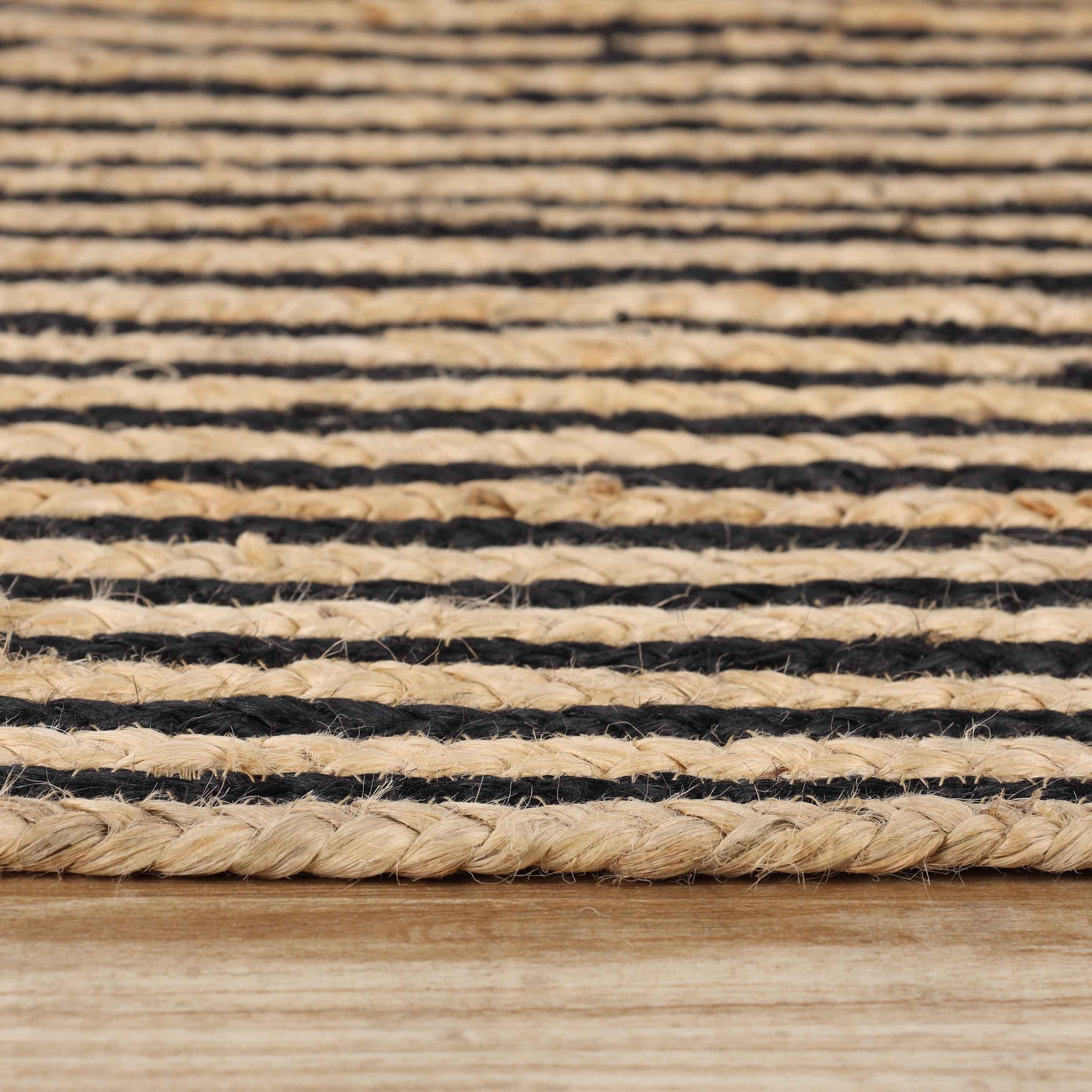 Braided Jute Reversible Round Indoor Outdoor Area Rug