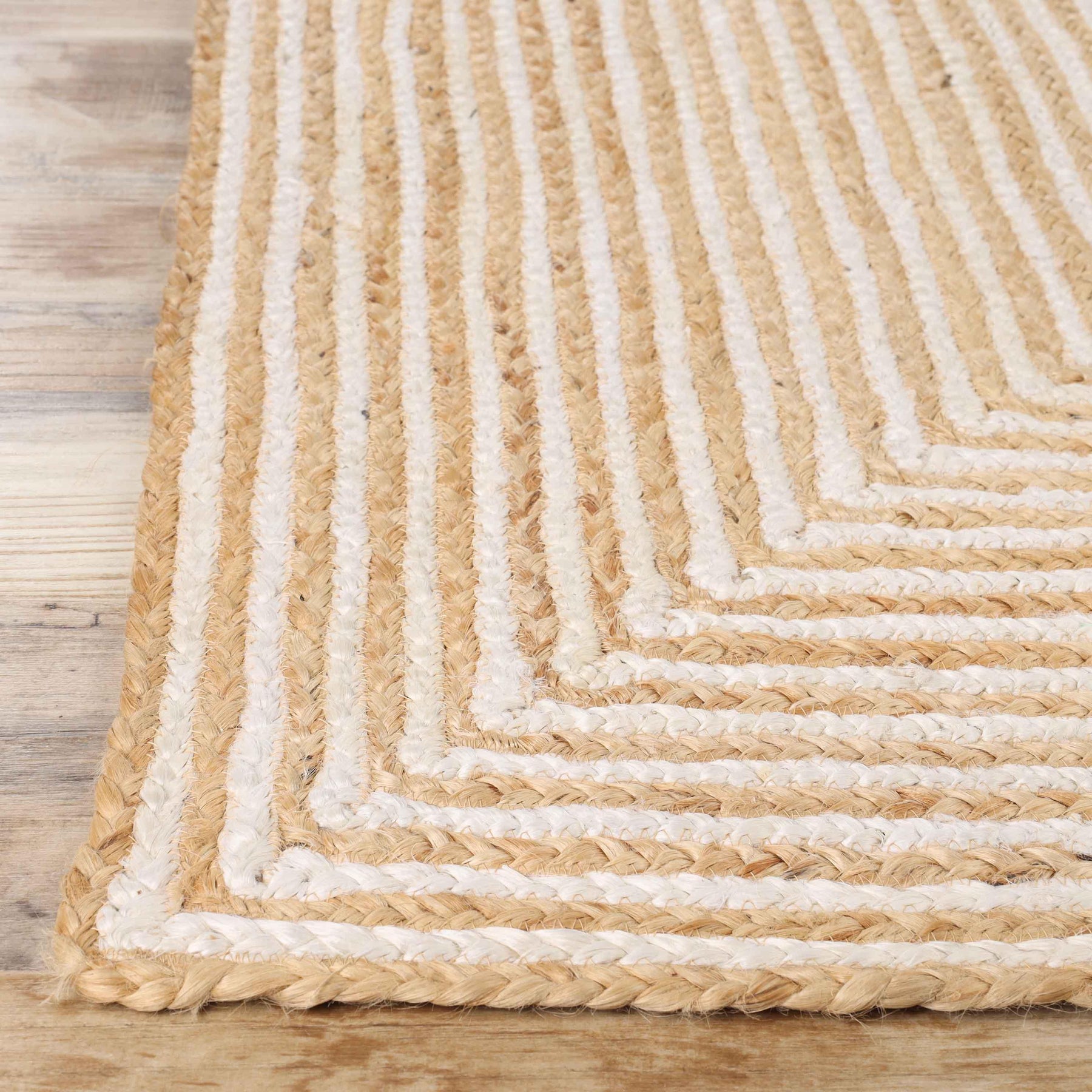 Braided Jute Reversible Round Indoor Outdoor Area Rug