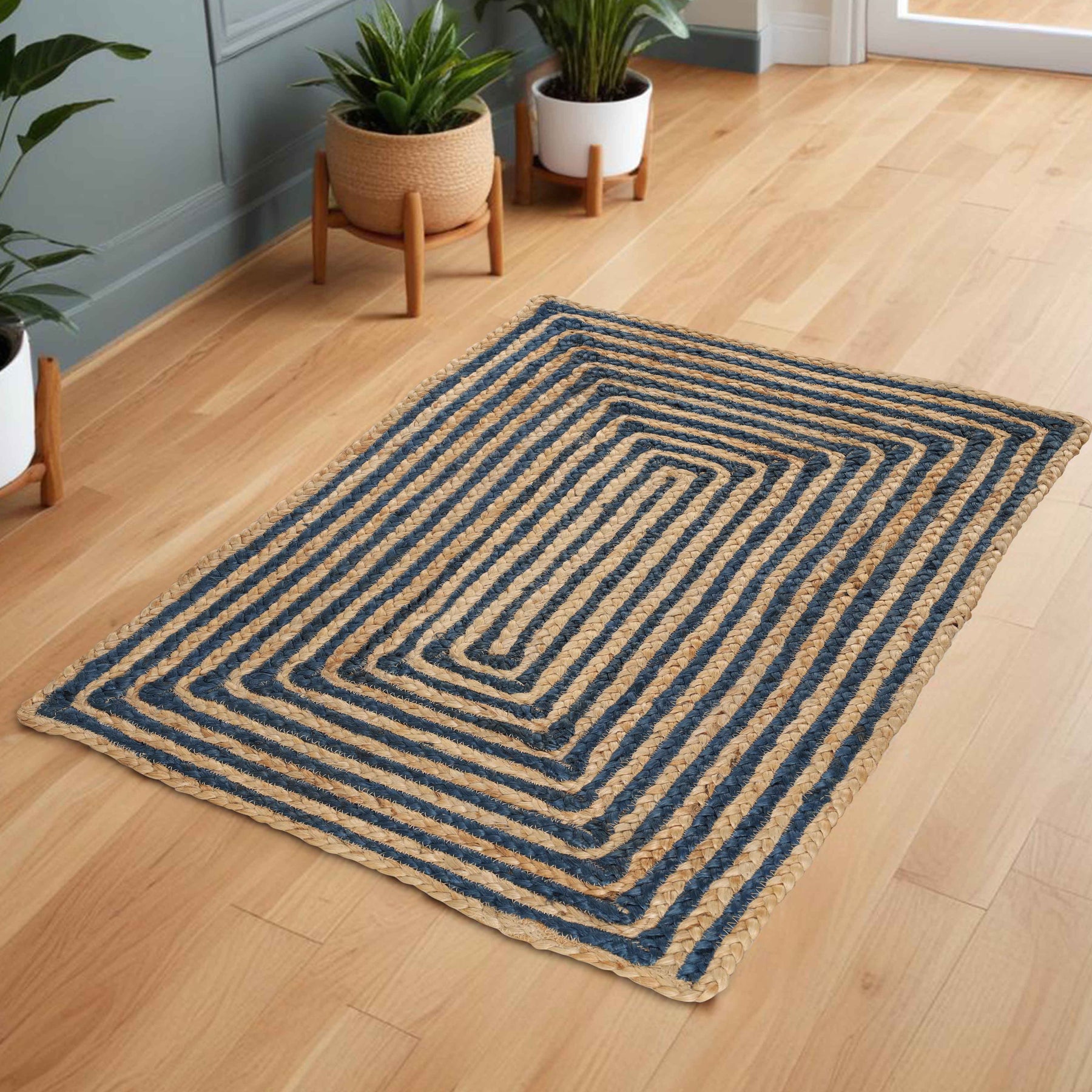 Braided Jute Reversible Round Indoor Outdoor Area Rug