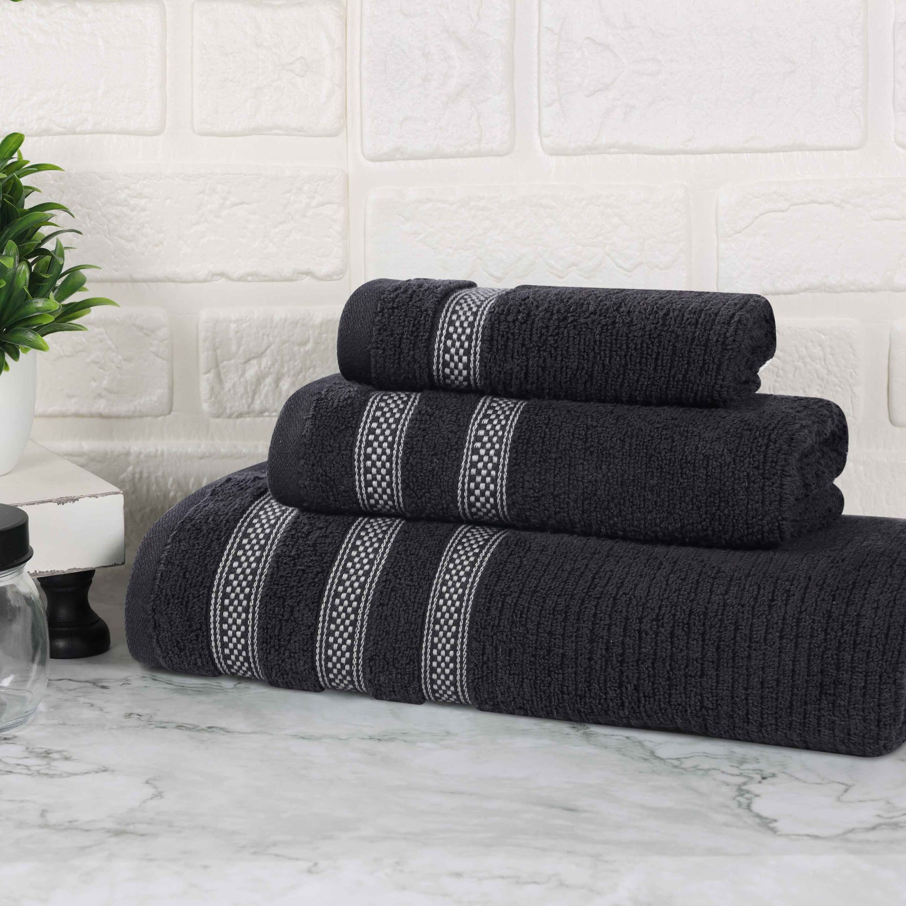Brea Zero Twist Cotton Ribbed Geometric Border 3 Piece Towel Set