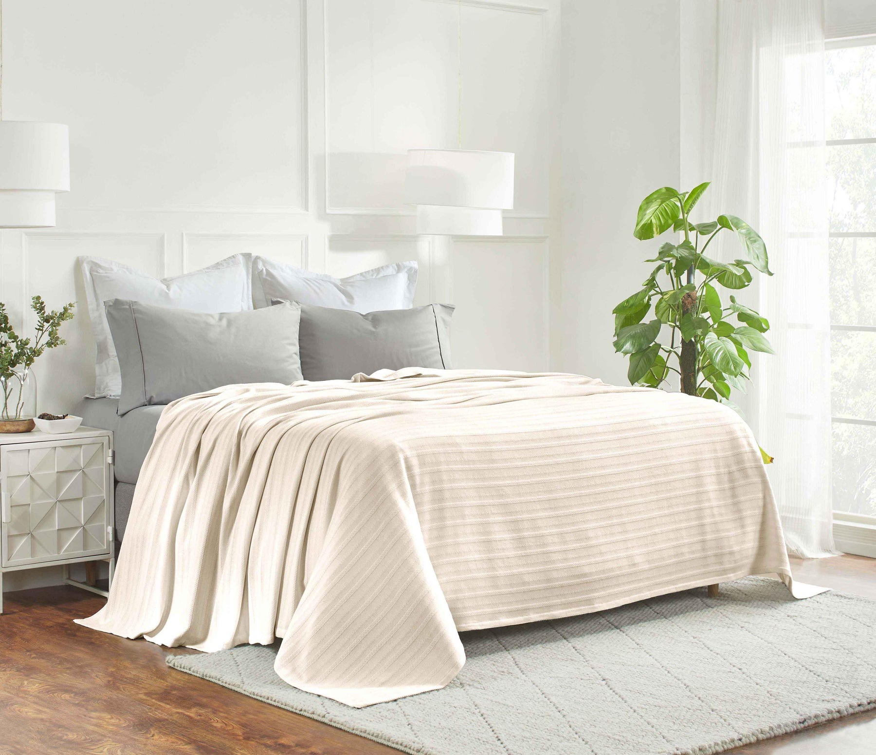 Clara Cotton Textured Jacquard Striped Lightweight Woven Blanket