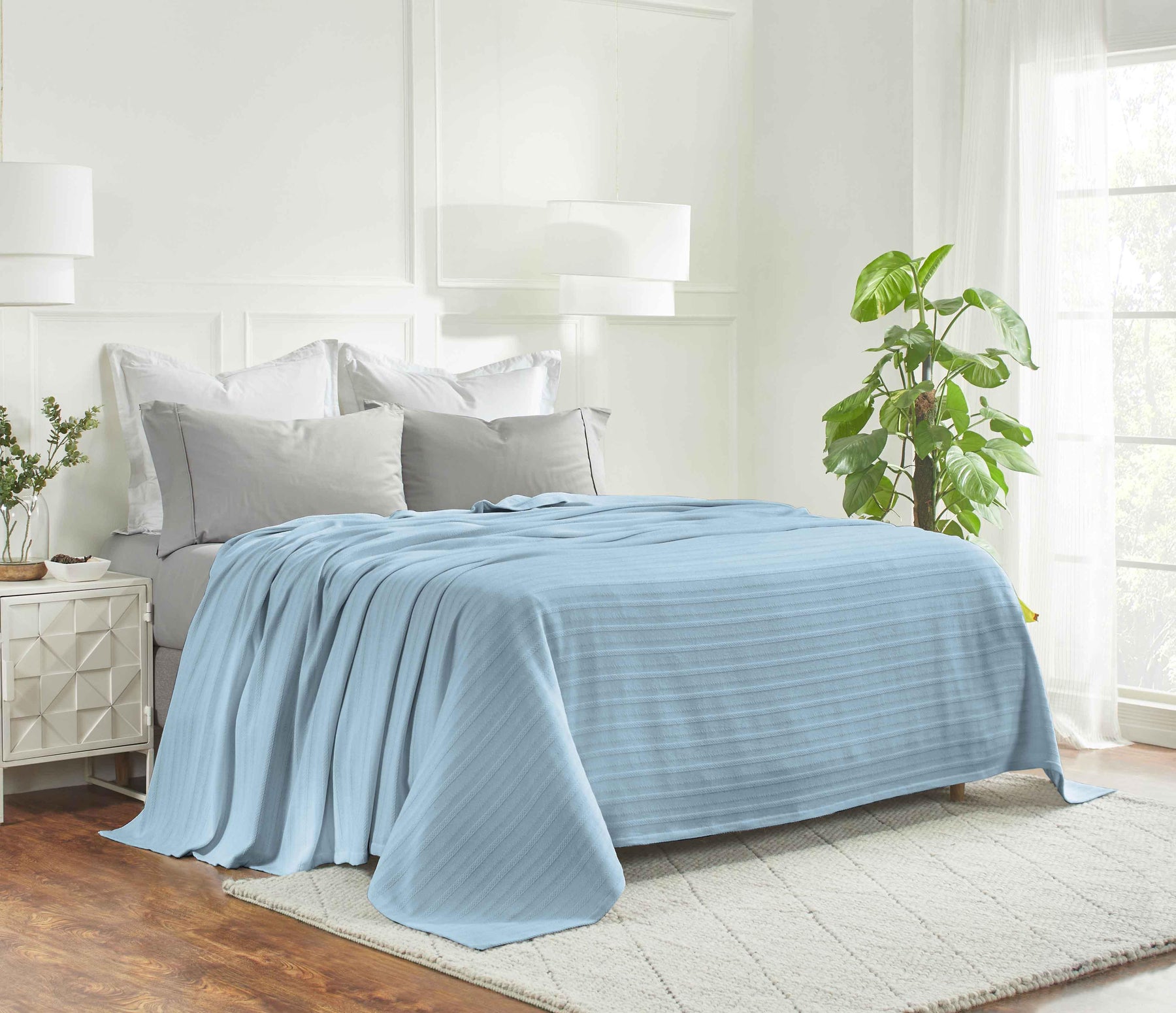 Clara Cotton Textured Jacquard Striped Lightweight Woven Blanket