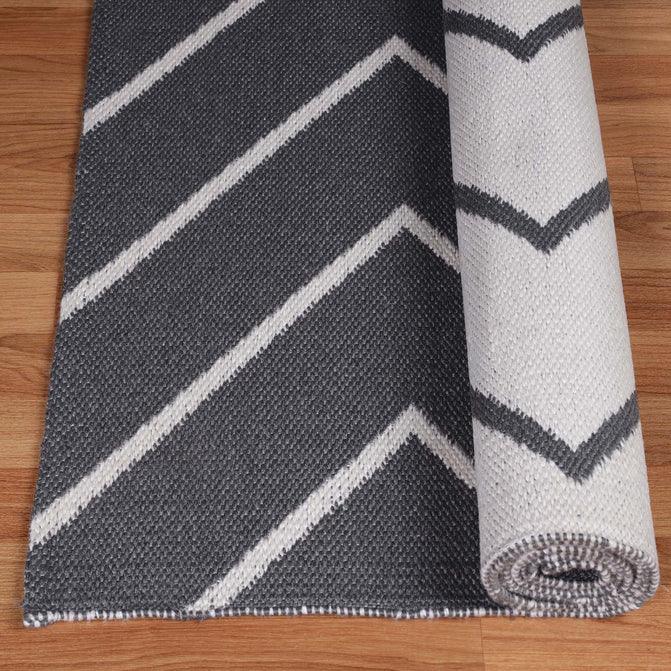 Contemporary Chevron Zig-Zag Indoor Outdoor Area Rug