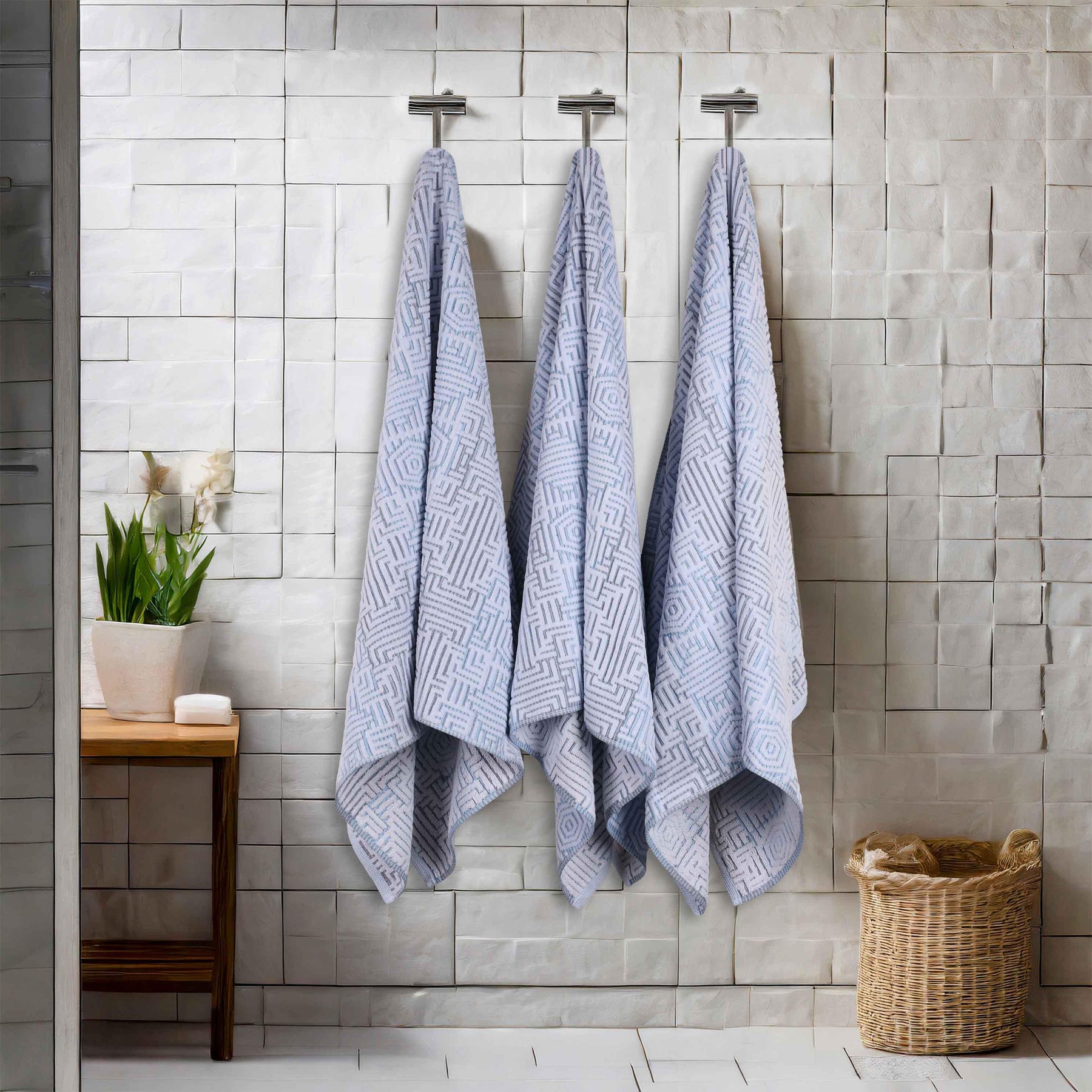 Cotton Modern Geometric Jacquard Plush Absorbent Bath Towel Set of 3