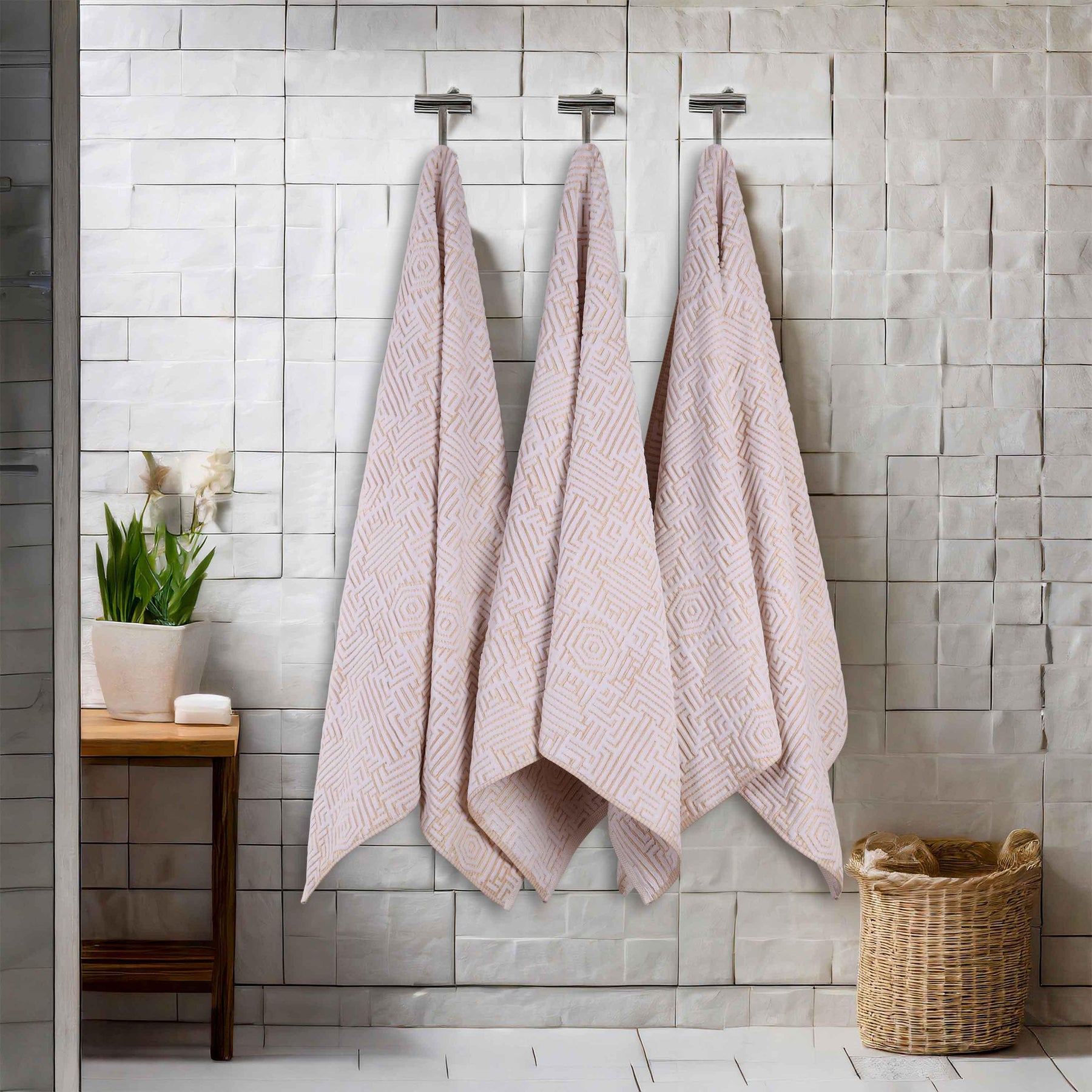 Cotton Modern Geometric Jacquard Plush Absorbent Bath Towel Set of 3