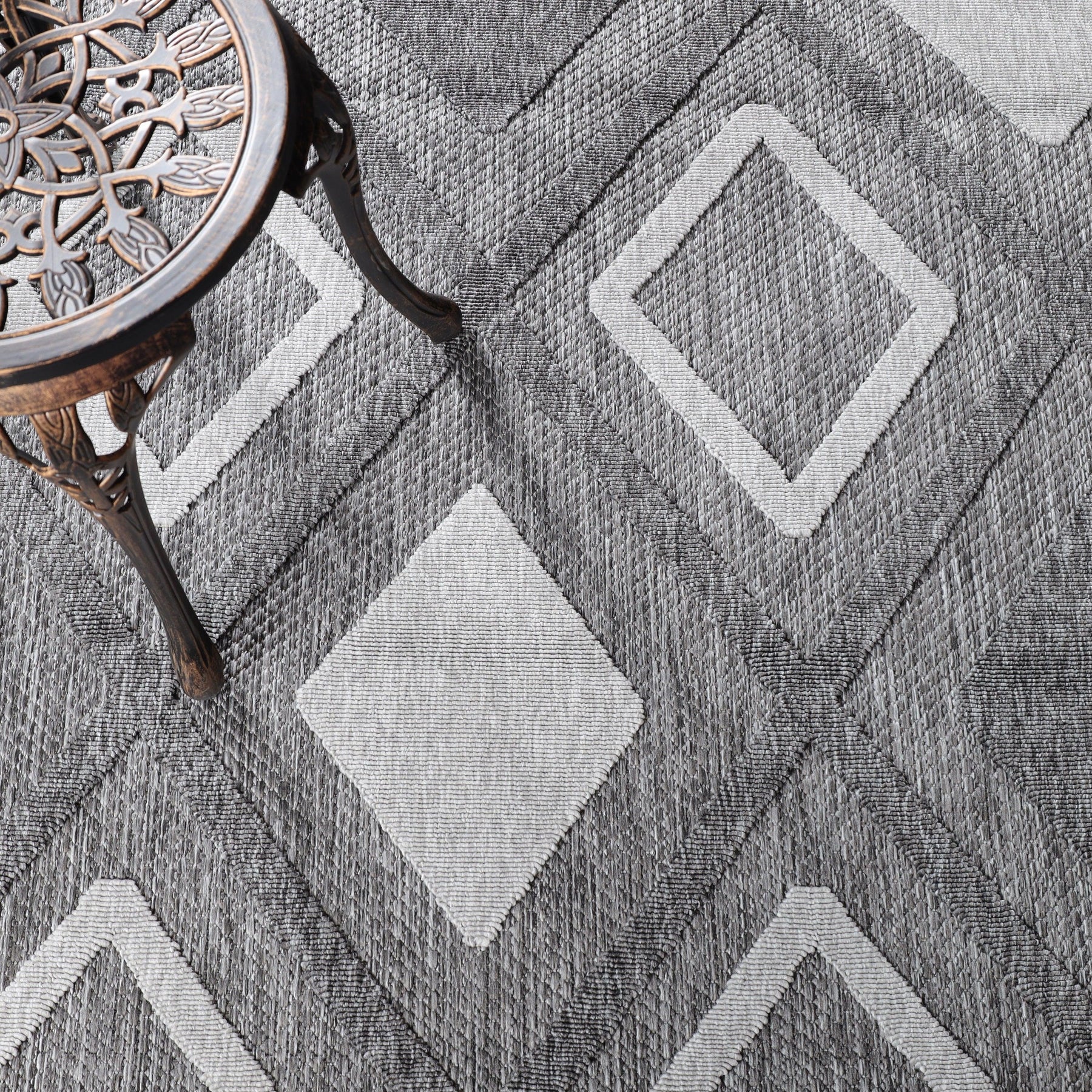 Daelyn Diamond Lattice Area Rug Modern Indoor Outdoor Rugs