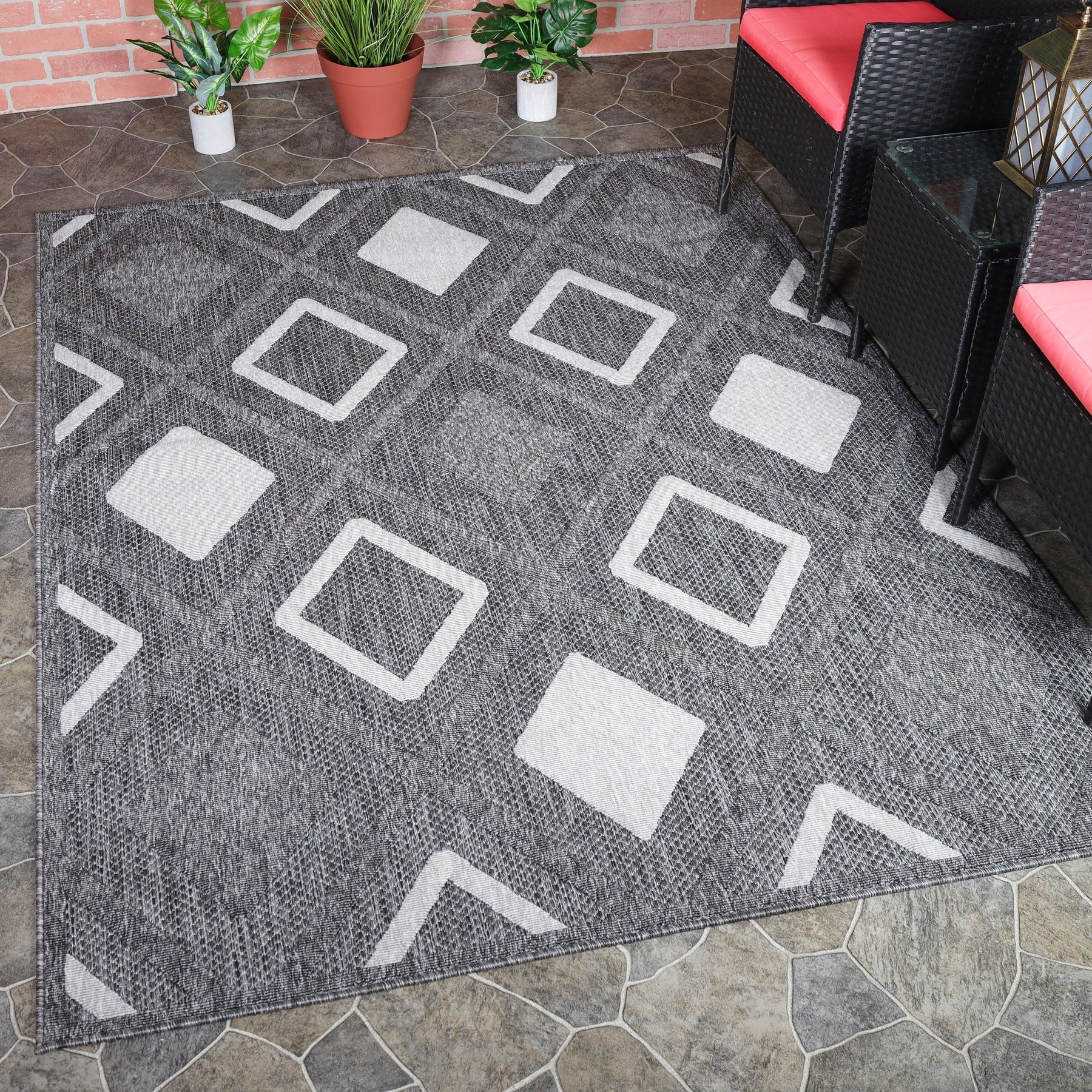 Daelyn Diamond Lattice Area Rug Modern Indoor Outdoor Rugs