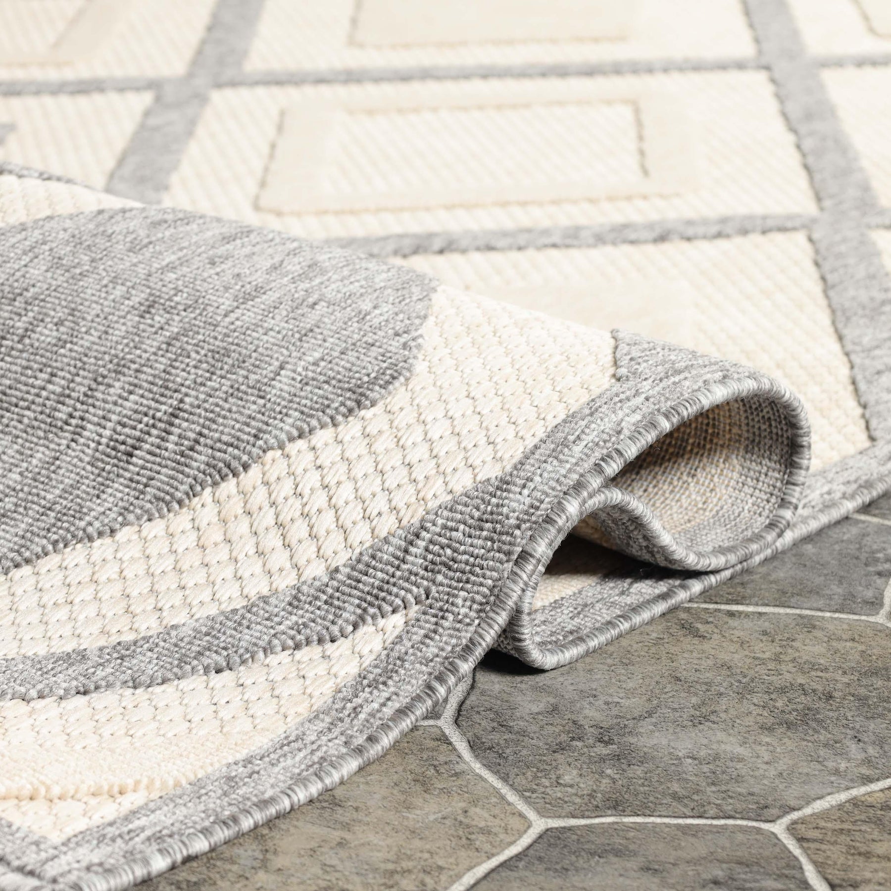 Daelyn Diamond Lattice Area Rug Modern Indoor Outdoor Rugs