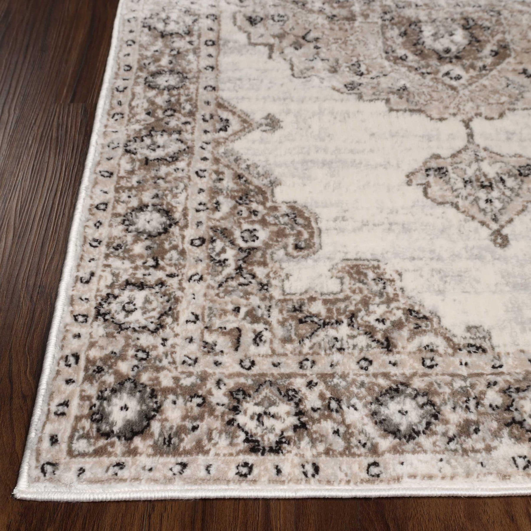 Demelza Vintage Traditional Oriental Medallion Indoor Area Rug or Runner