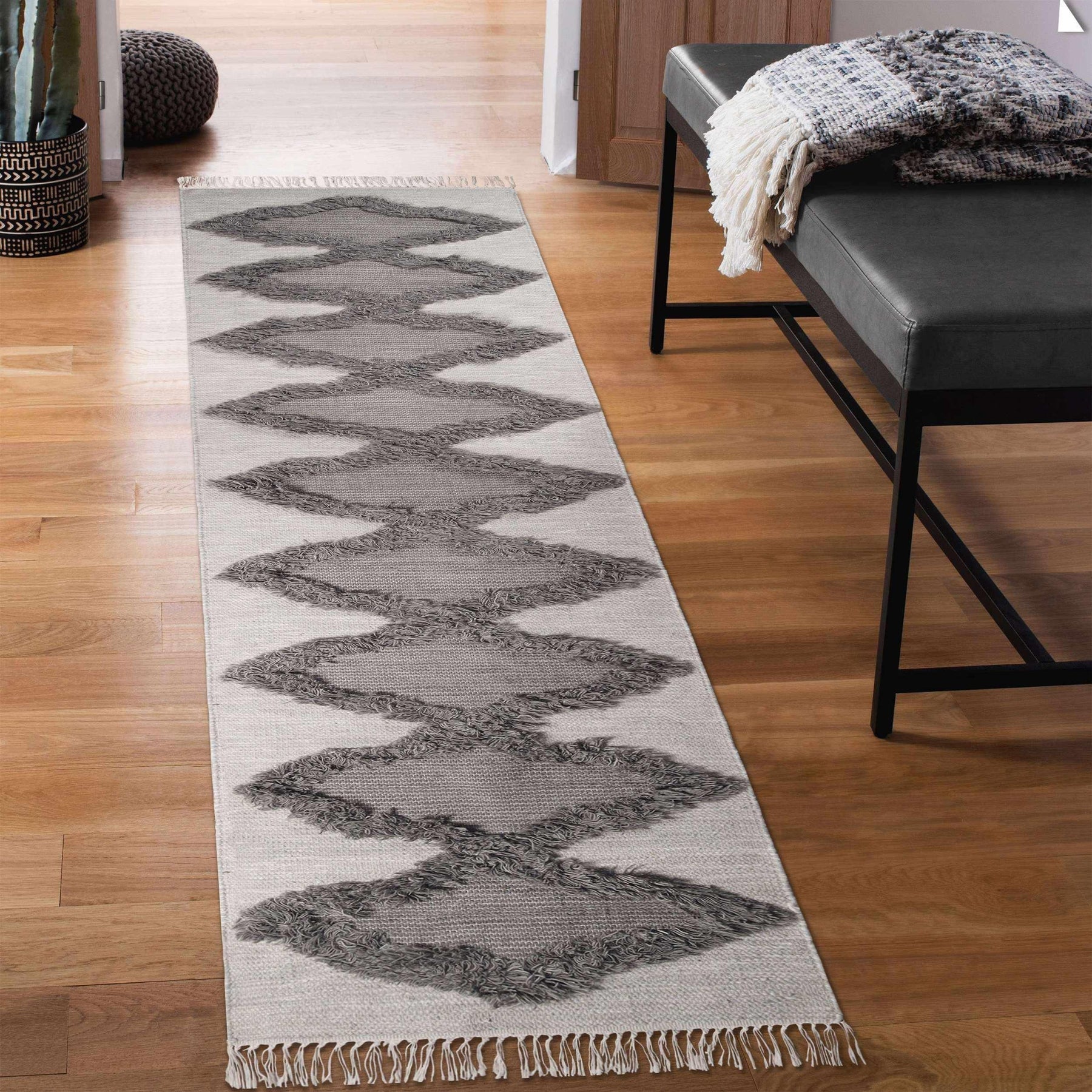 Eclectic Wool Abstract Geometric Fringe Indoor Area or Runner Rug