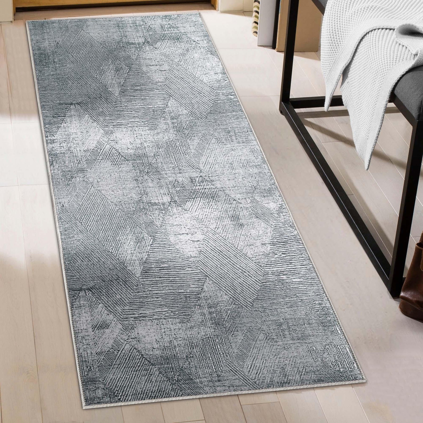 Elio Modern Geometric Indoor Area Rug or Runner Rug