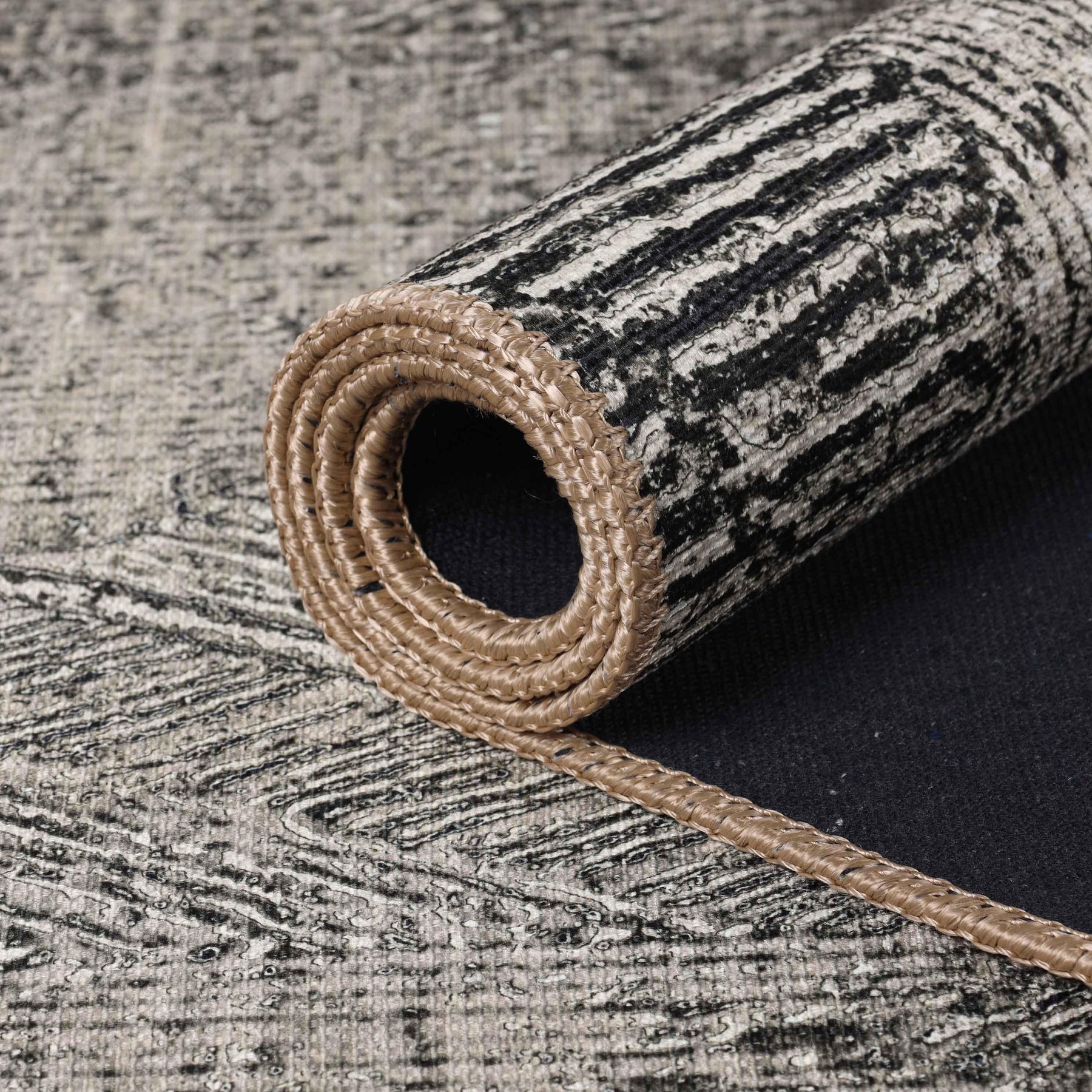 Elio Modern Geometric Indoor Area Rug or Runner Rug
