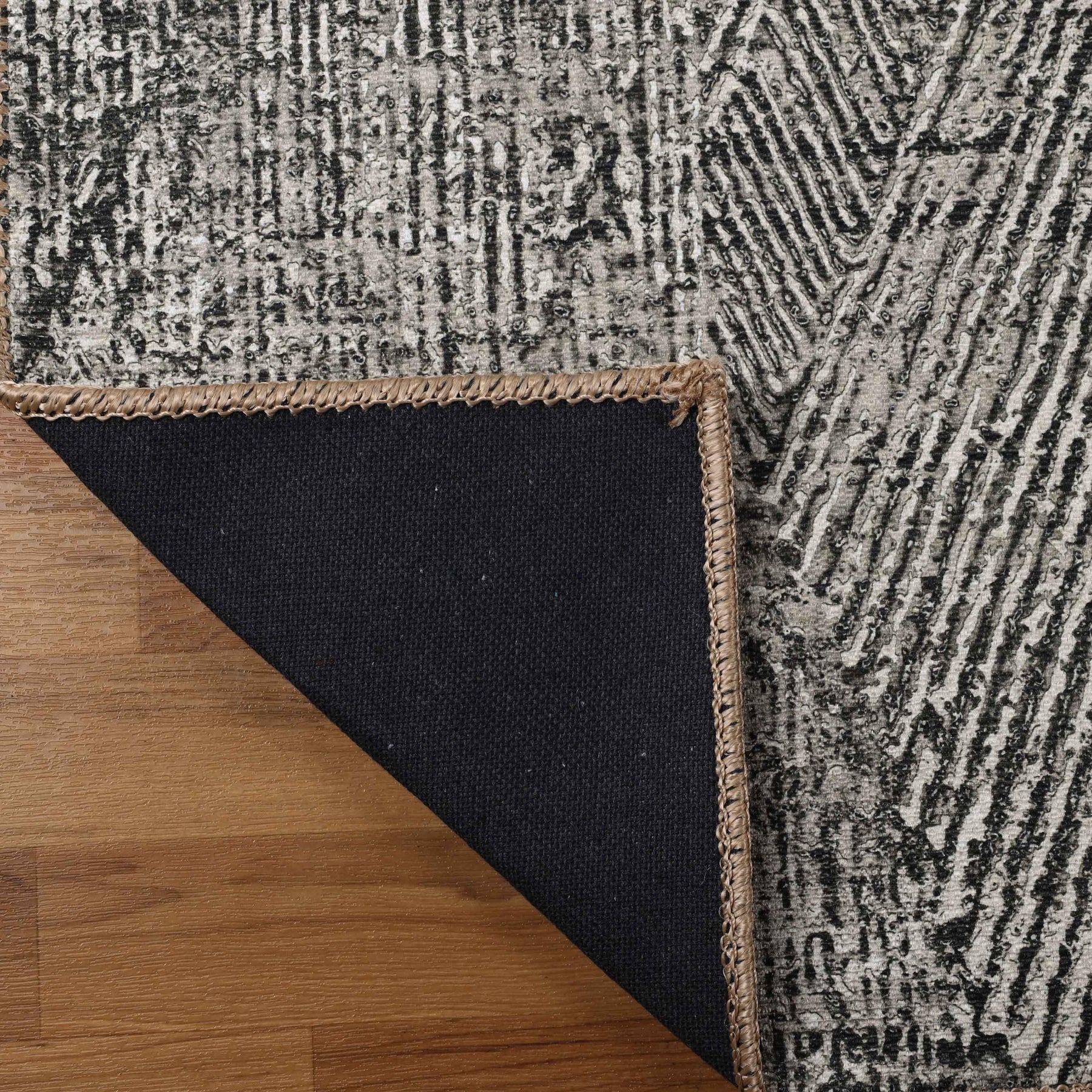 Elio Modern Geometric Indoor Area Rug or Runner Rug