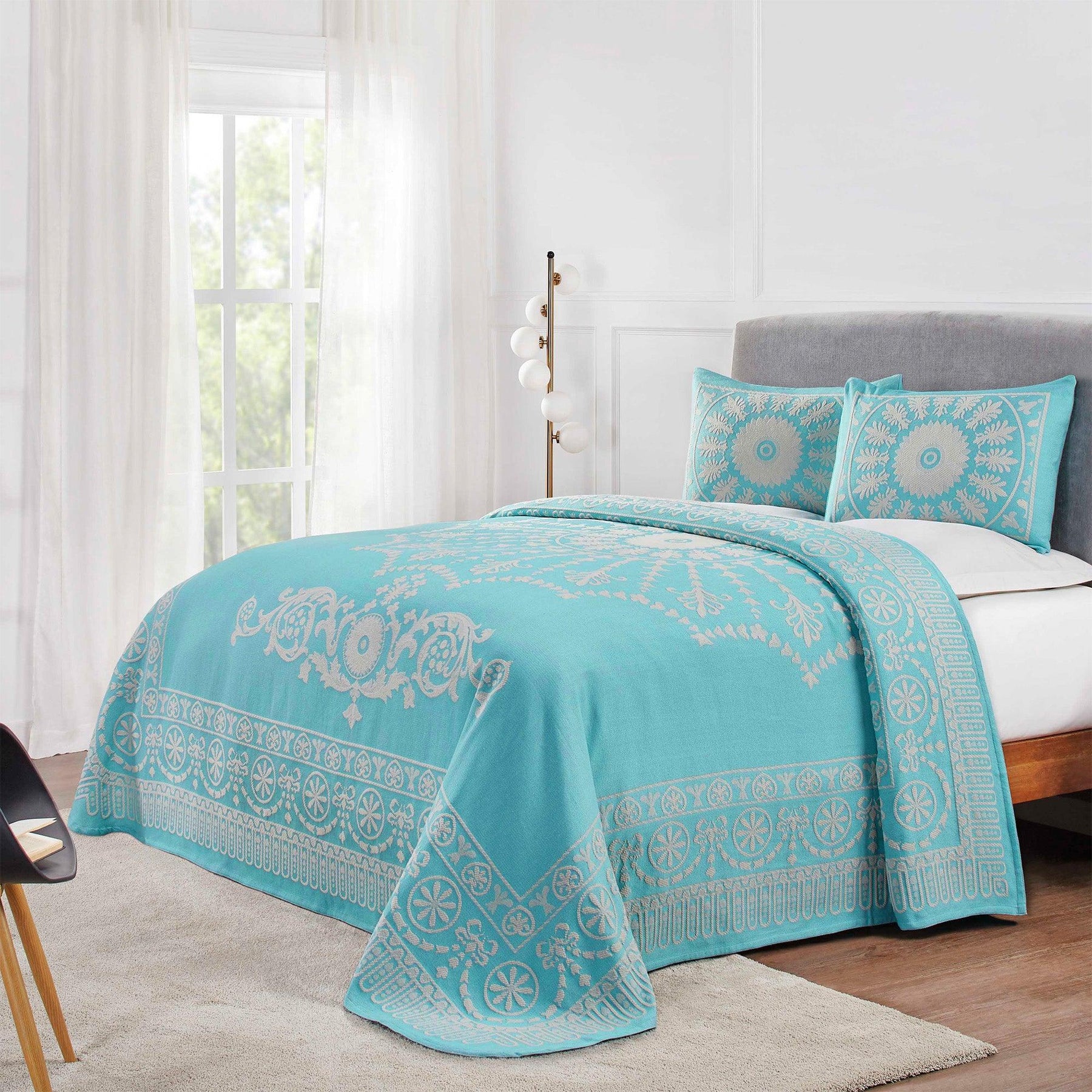 Kymbal Cotton Blend Woven Medallion Jacquard Bedspread Set