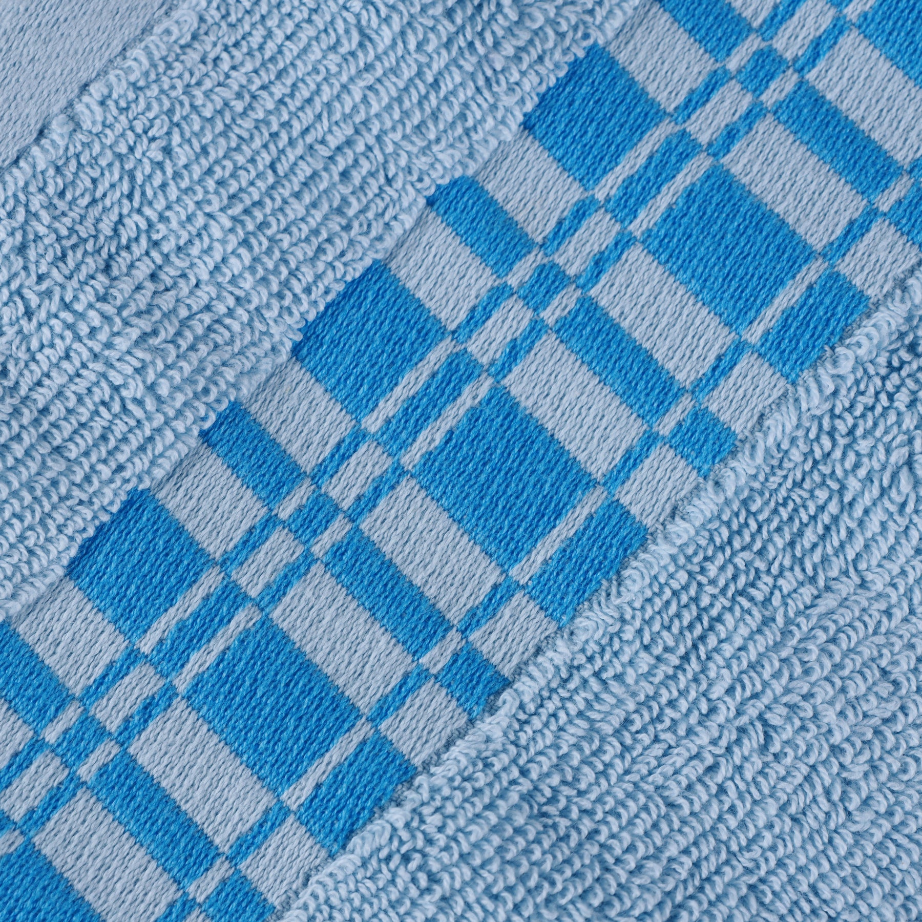 Larissa Cotton Geometric Border Bath Towel Set of 4